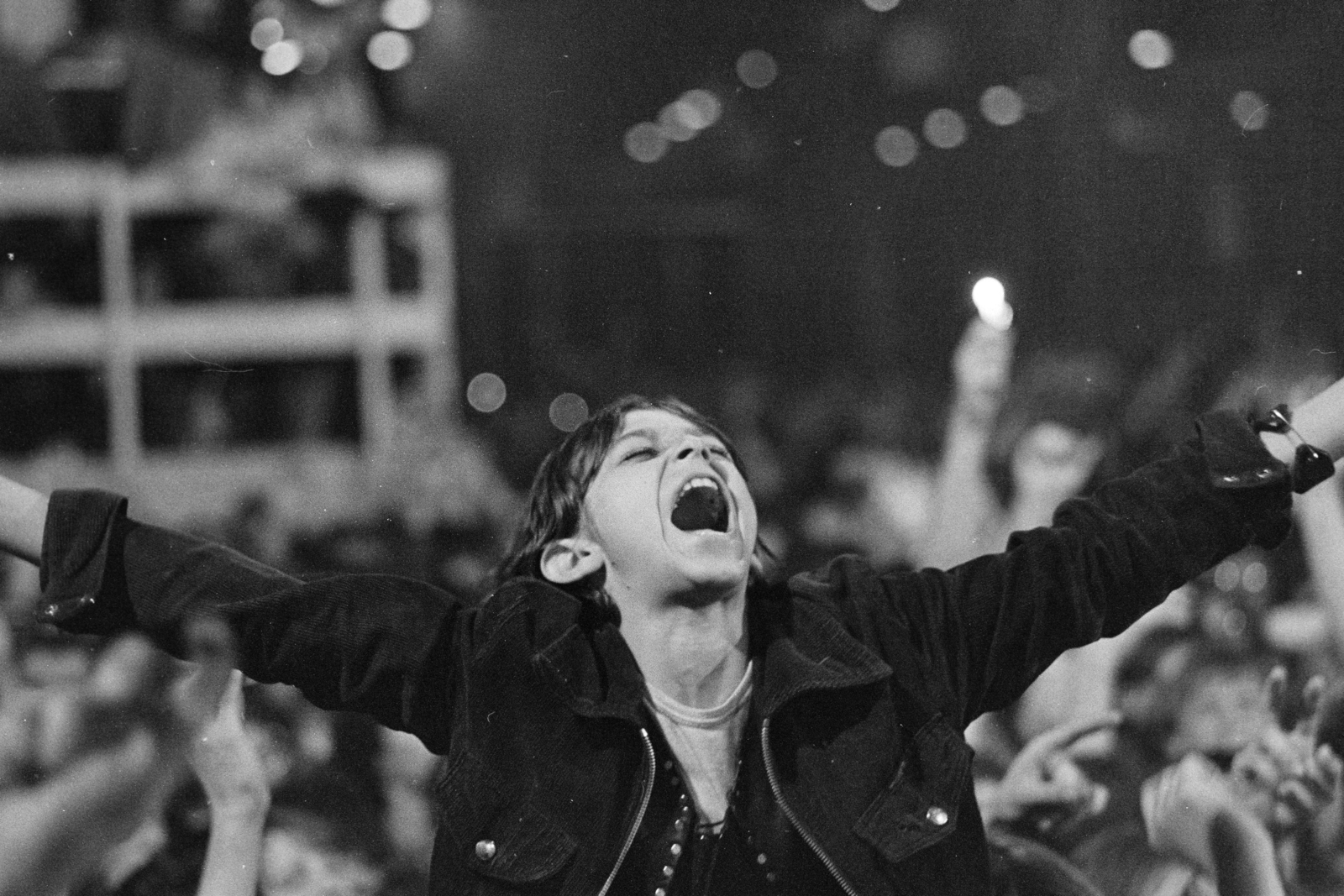 Hungary, Budapest X., Albertirsai (Dobi István) úti vásárterület, a felvétel a Szolidaritási Rock Fesztiválon készült., 1978, Kereki Sándor, singing, rock, boy, Budapest, Fortepan #206544