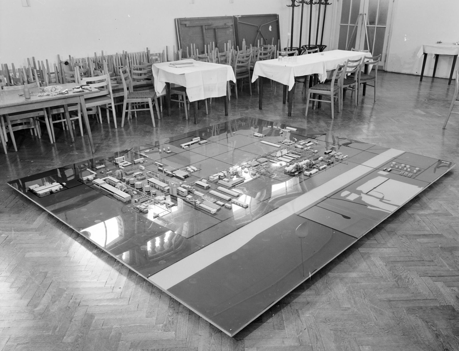 Hungary, a Tiszai Vegyi Kombinát makettje., 1974, FŐFOTÓ, Fortepan #206554