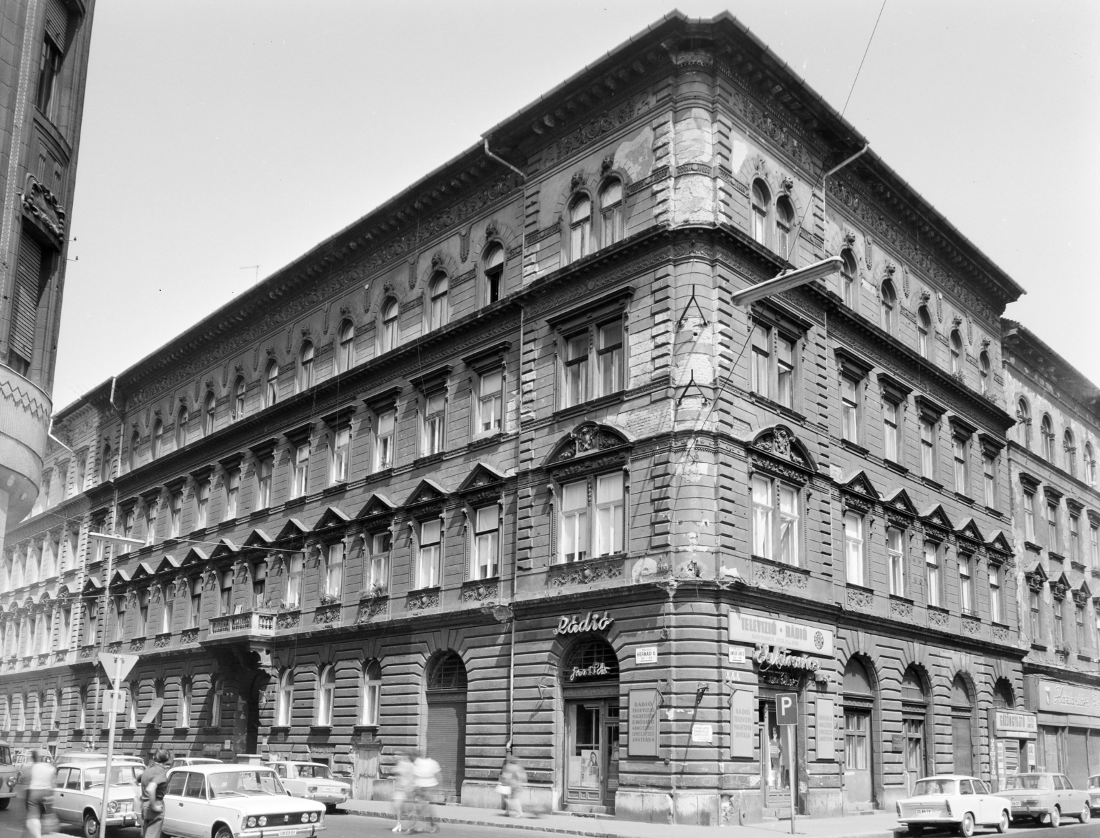 Hungary, Budapest VII., Hernád utca és István (Landler Jenő) utca sarok, szemben a Hernád utca 33-as számú ház., 1974, FŐFOTÓ, Budapest, Fortepan #206584