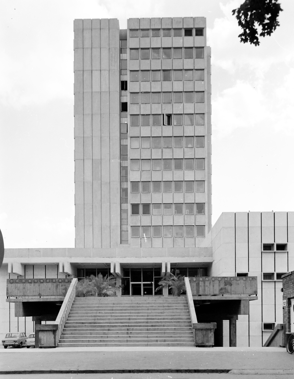 Hungary, Debrecen, Nagyerdei körút 98., Debreceni Orvostudományi Egyetem (később Debreceni Egyetem Általános Orvostudományi Kar)., 1974, FŐFOTÓ, Fortepan #206606