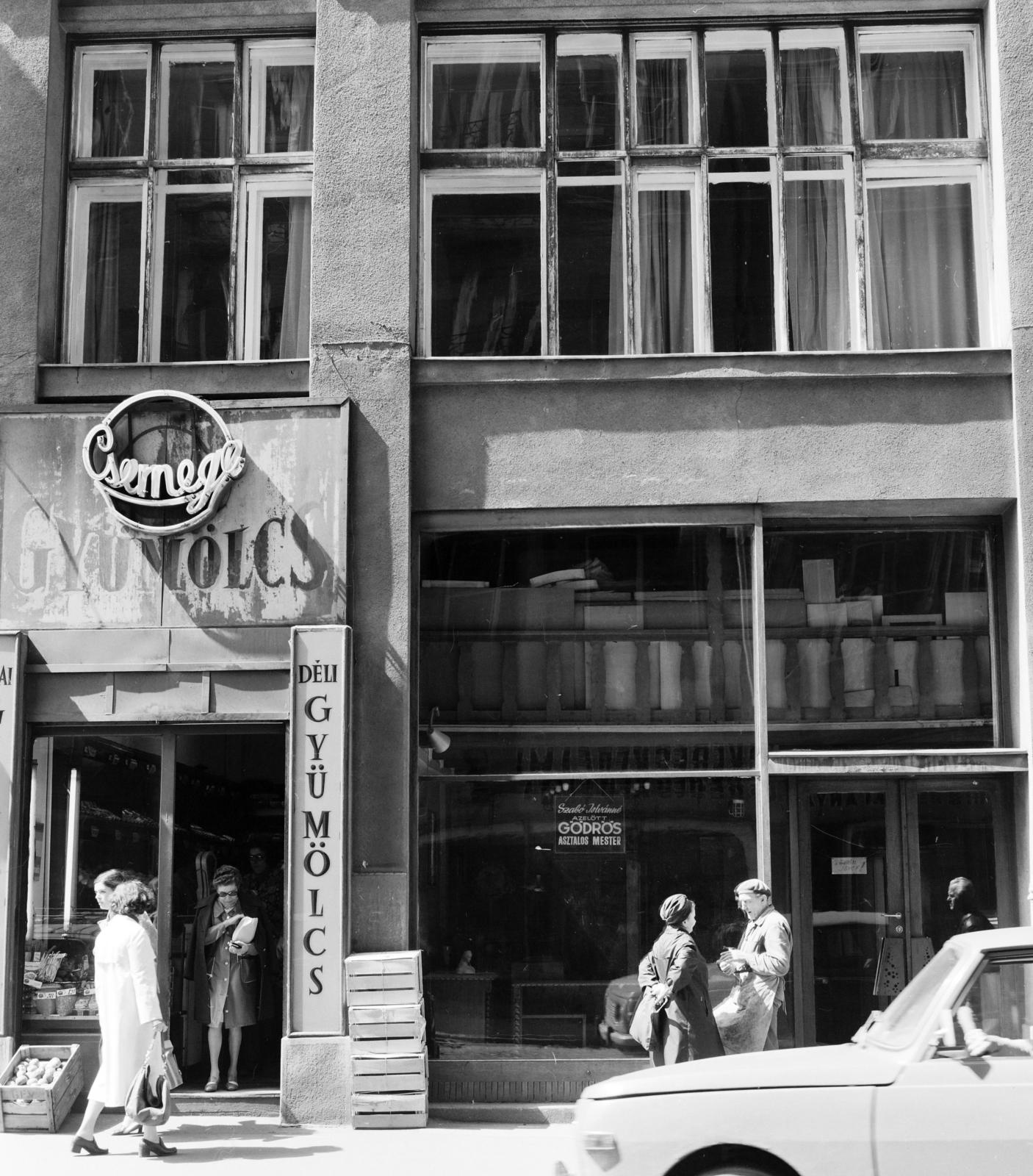 Hungary, Budapest VI., Király (Majakovszkij) utca 2., 1979, FŐFOTÓ, Budapest, Csemege enterprise, Fortepan #207344