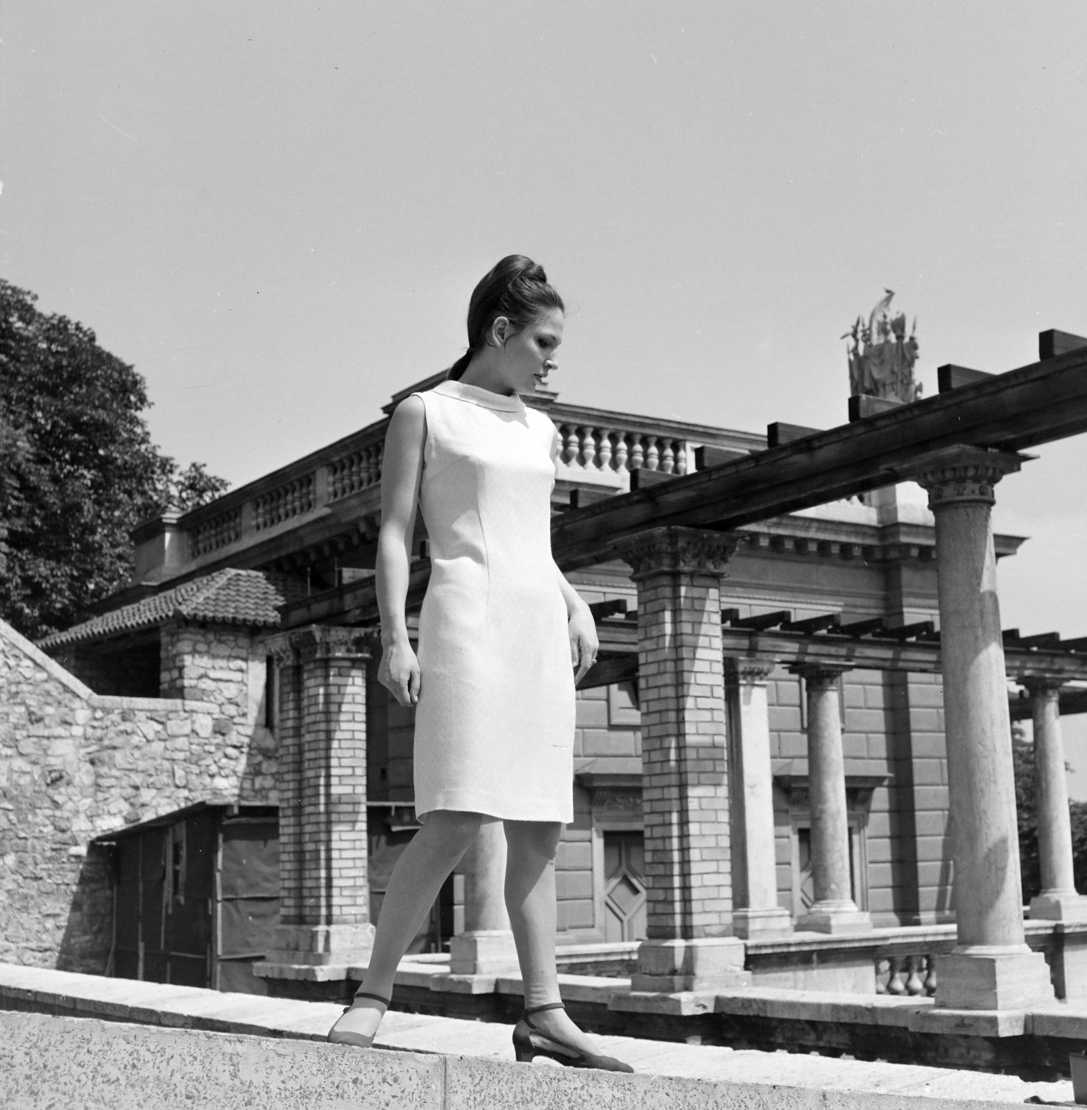 Hungary, Budapest I., Várkert Bazár, Budai Ifjúsági Park., 1967, FŐFOTÓ, Budapest, advertising photography, fashion photography, Fortepan #207447