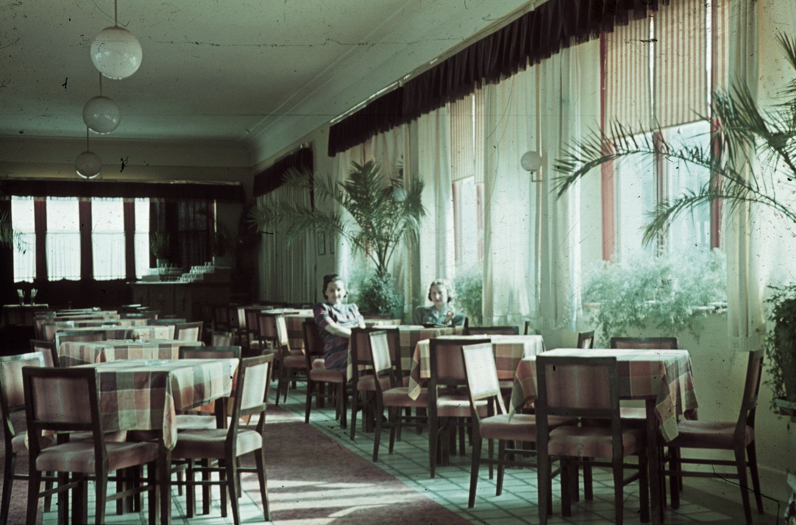 1940, Fortepan, hospitality, tranquillity, colorful, restaurant, bourgeoisie, Fortepan #20760