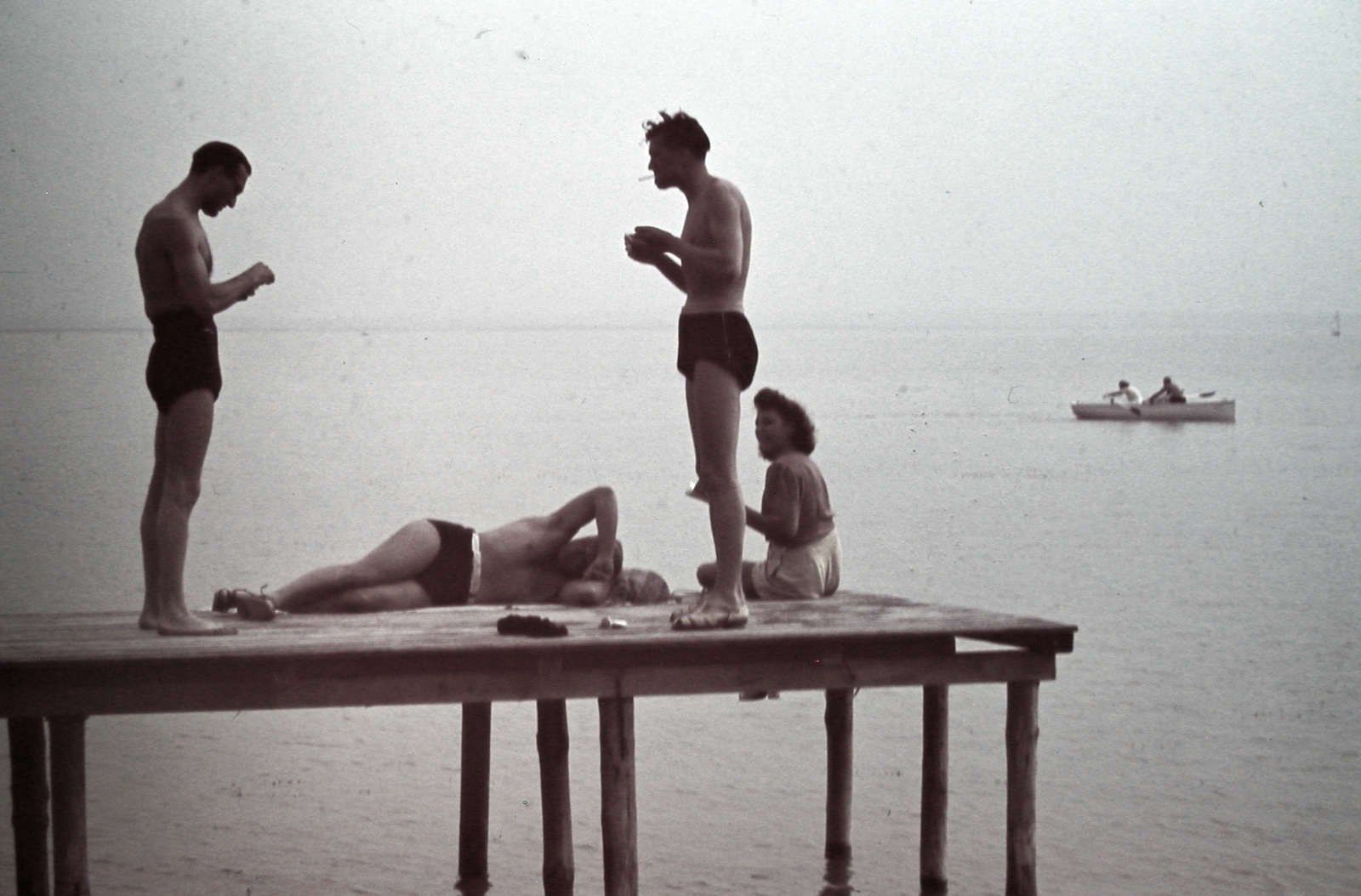 Hungary,Lake Balaton, 1940, Fortepan, beach, bathing suit, colorful, smoking, genre painting, boat, pier, Fortepan #20761