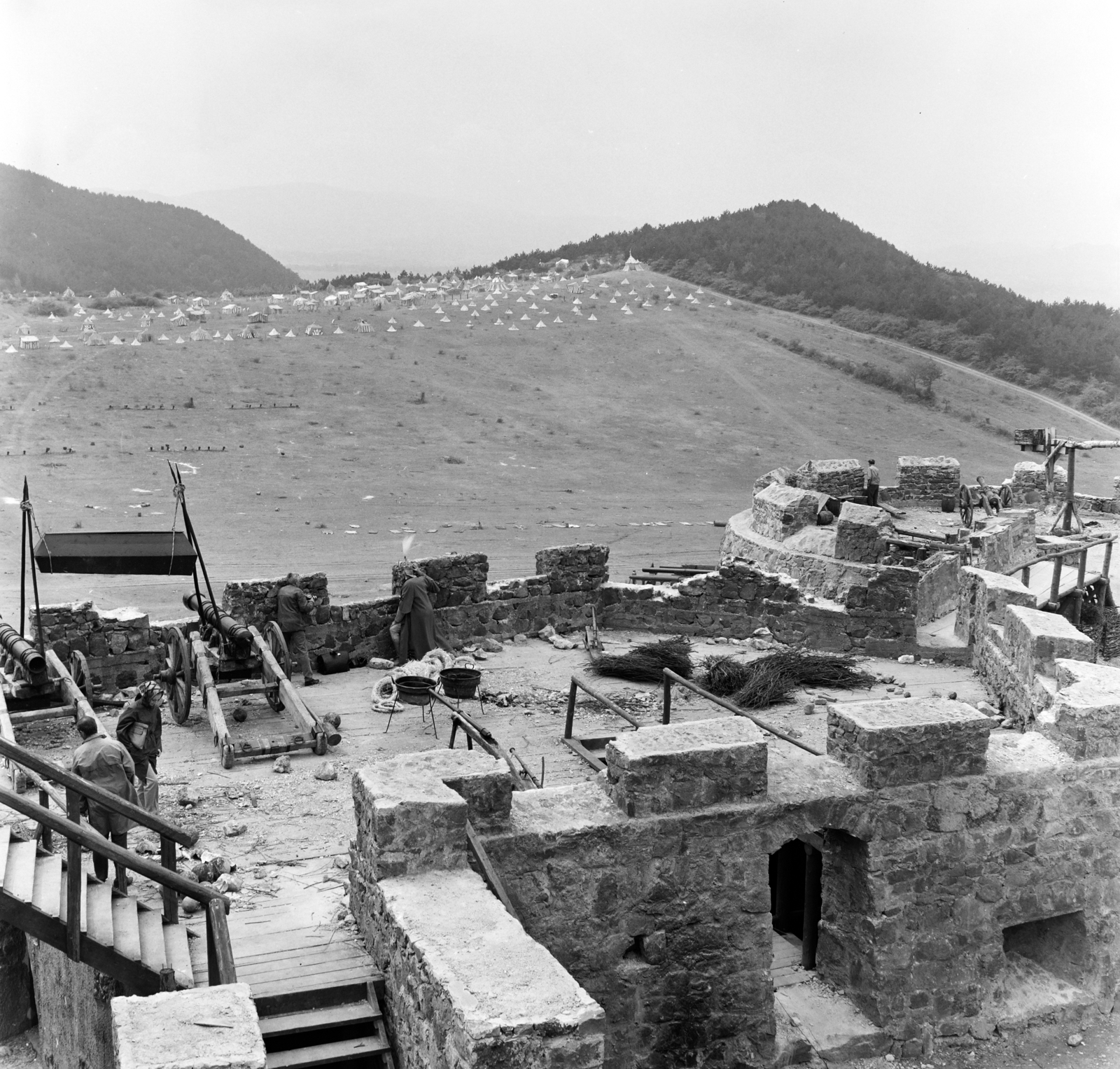 Hungary, Pilisborosjenő, az egri vár kicsinyített mása az Egri csillagok című film forgatásakor., 1968, FŐFOTÓ, filming, Fortepan #207689