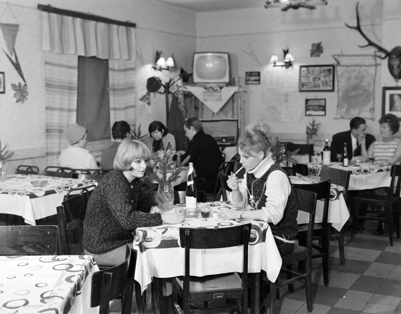 1969, FŐFOTÓ, televízió, étterem, Fortepan #208070