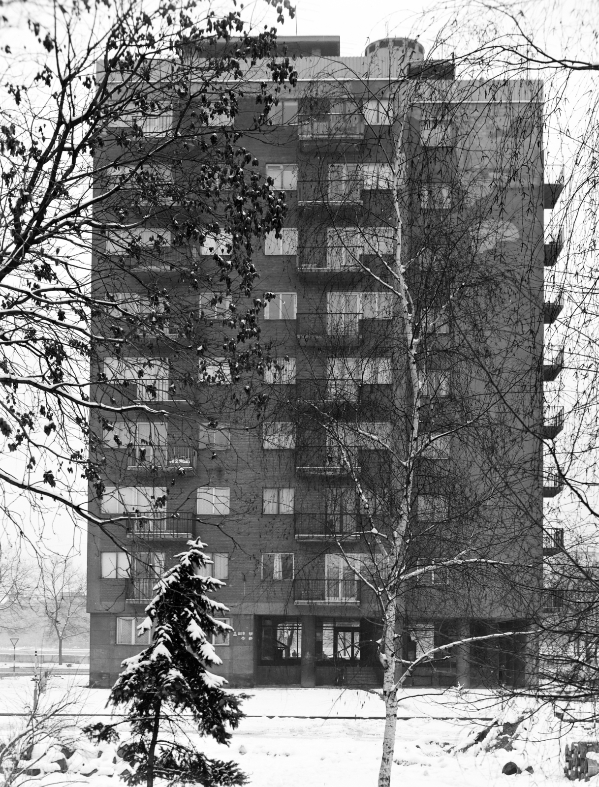 Hungary, Budapest II., a Fő utca és a Bem rakpart között épült "pontház" a Vitéz utcánál, a Nagy Imre (Bolgár Elek) tér felől nézve., 1969, FŐFOTÓ, Budapest, Fortepan #208609