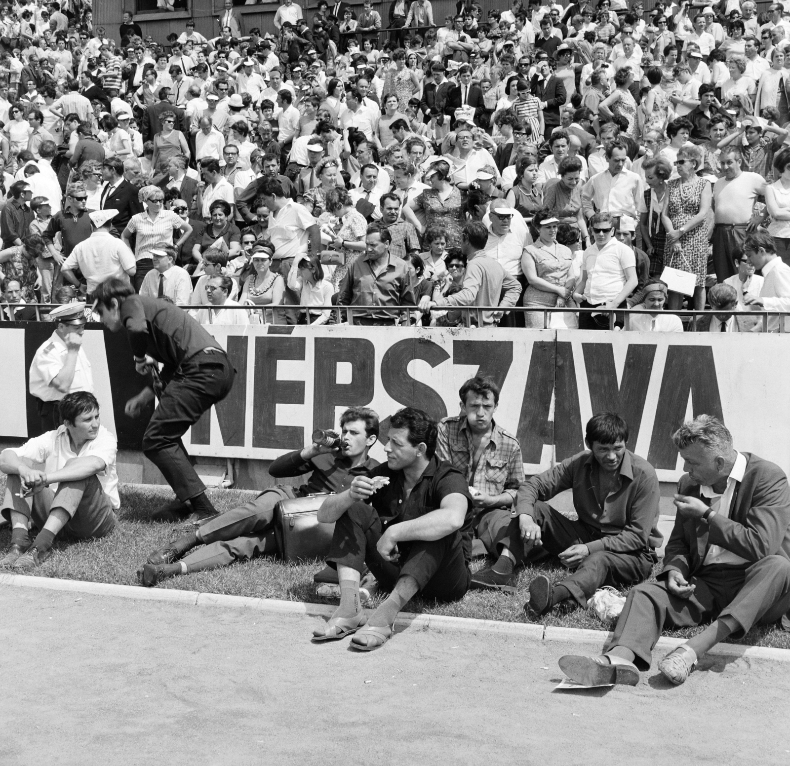 Magyarország, Népstadion, Budapest XIV., Színészek-Újságírók Rangadó (SZÚR)., 1969, FŐFOTÓ, Budapest, Fortepan #208654