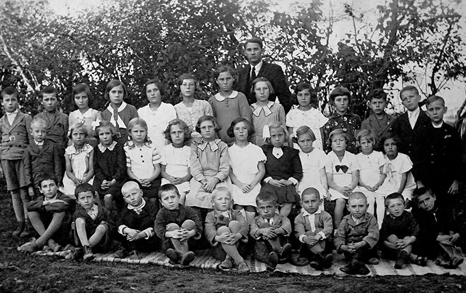 1929, Miklós Tibor, garden, tableau, summer, kids, boys, girl, teacher, Fortepan #20876