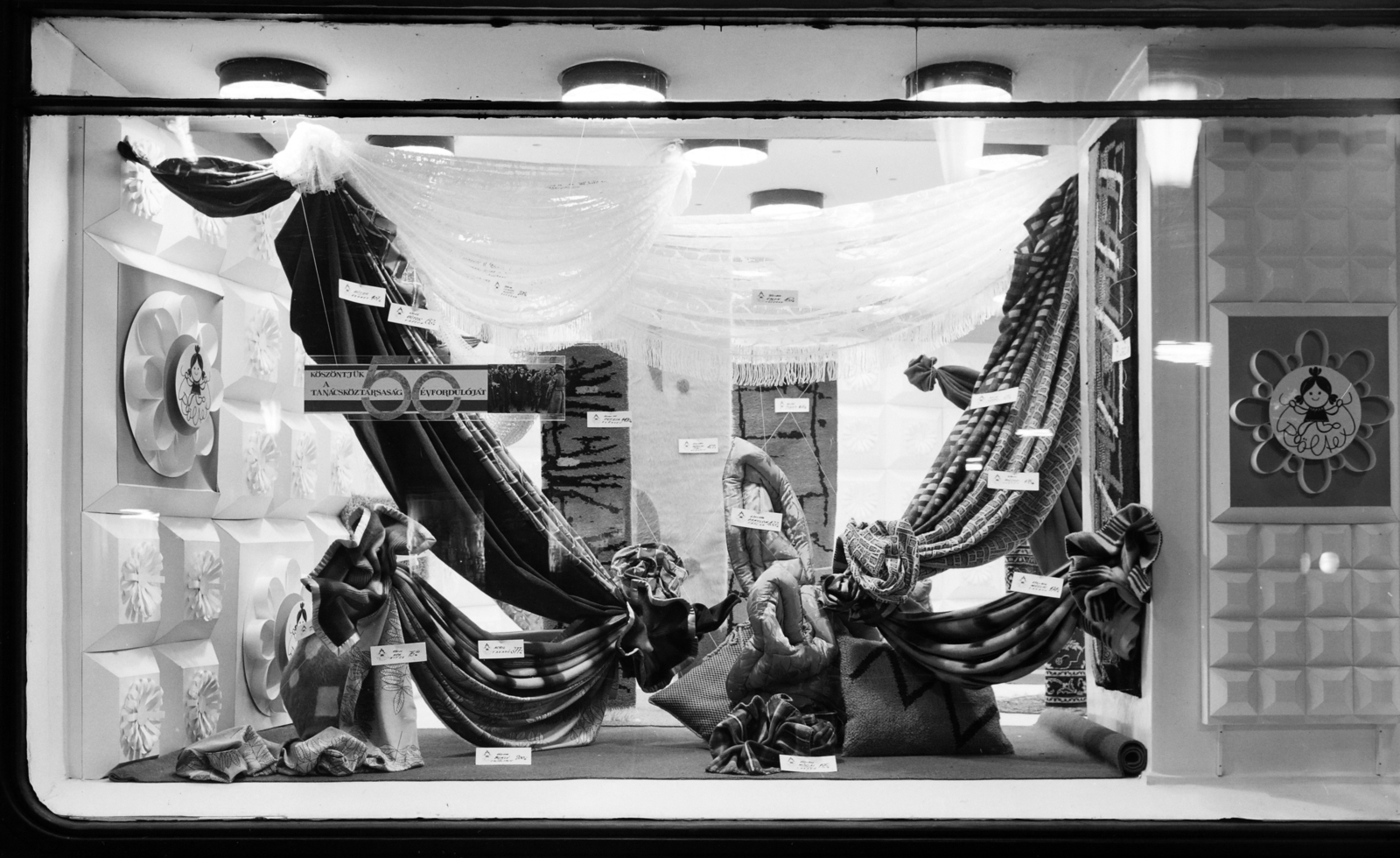 1970, FŐFOTÓ, Show window, Röltex-brand, Fortepan #209003
