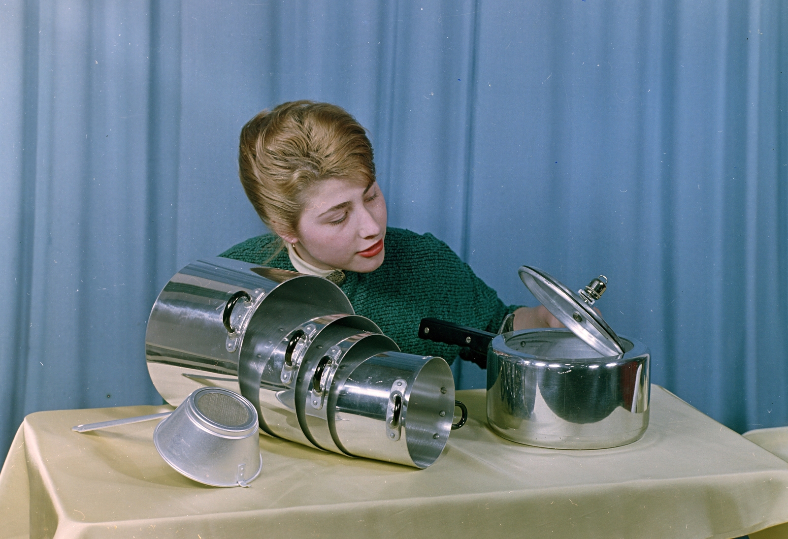 Hungary, 1967, FŐFOTÓ, colorful, telephone, coffee, pressure-cooker, advertising photography, tableware, Fortepan #209134