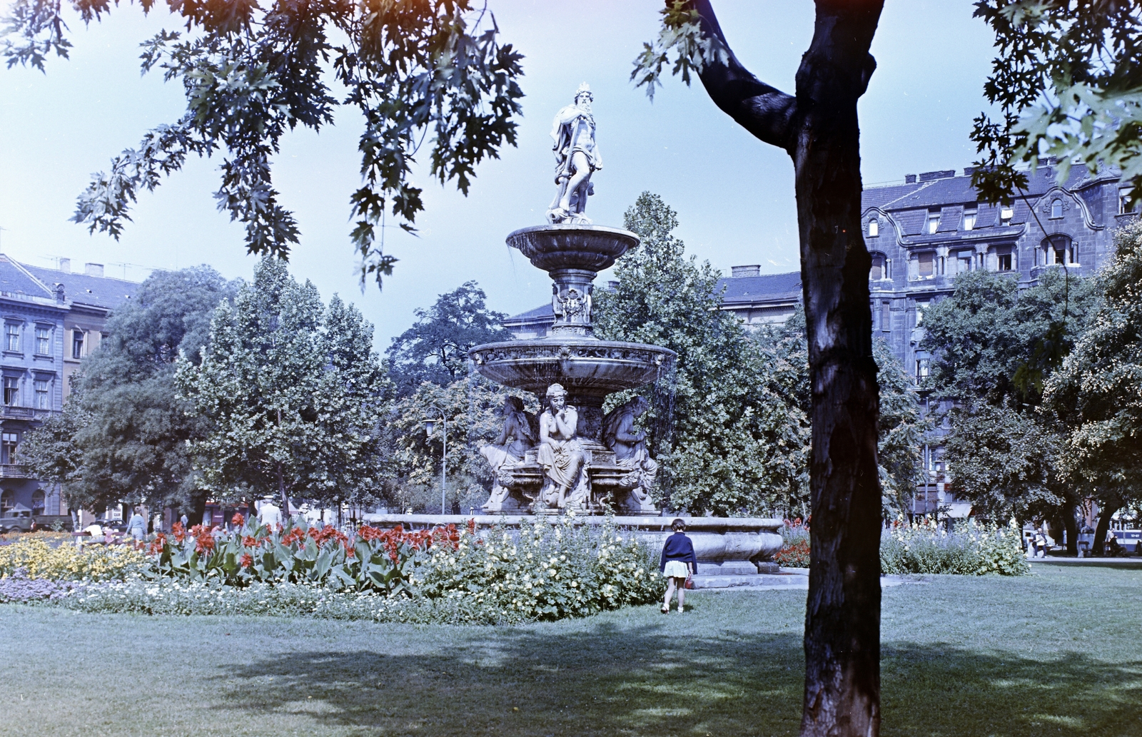 Hungary, Budapest V., Erzsébet (Engels) tér, Danubius-kút., 1962, FŐFOTÓ, sculpture, Budapest, Fortepan #209196
