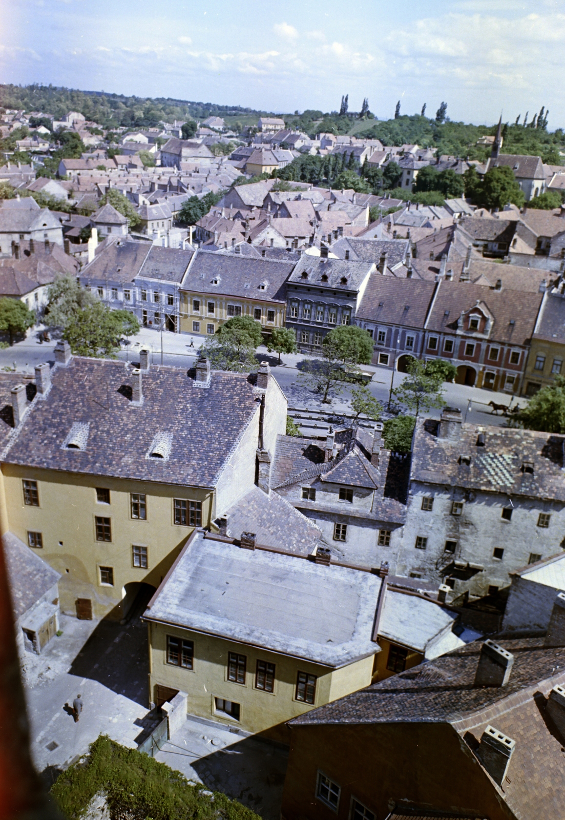Hungary, Sopron, kilátás a Tűztoronyból, középen keresztbe a Kisvárkerület., 1962, FŐFOTÓ, colorful, Fortepan #209223