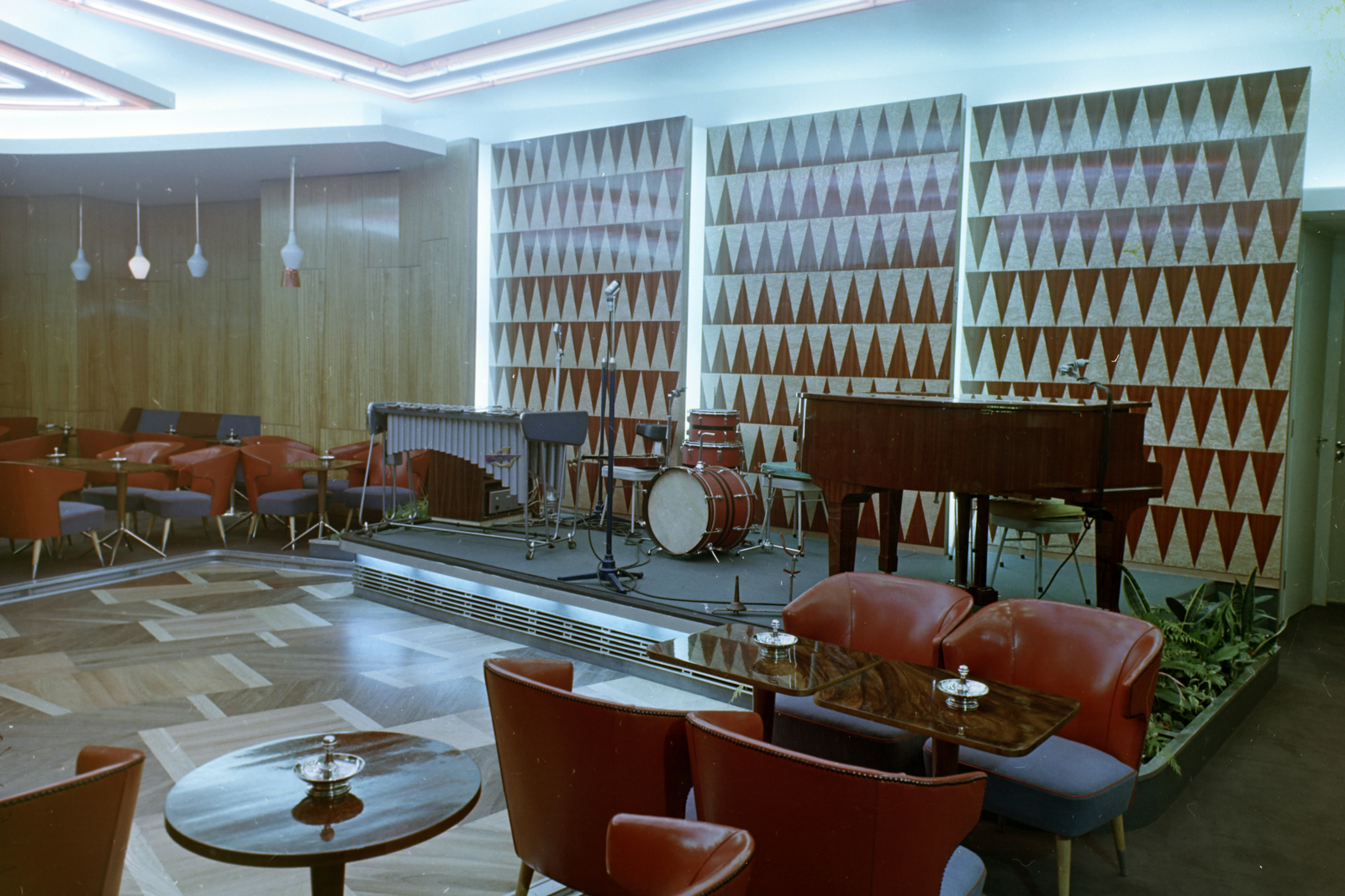Hungary, Budapest XI., Szent Gellért tér, Gellért Szálló, földszinti bár., 1962, FŐFOTÓ, hospitality, band, Budapest, colorful, bar, Fortepan #209244