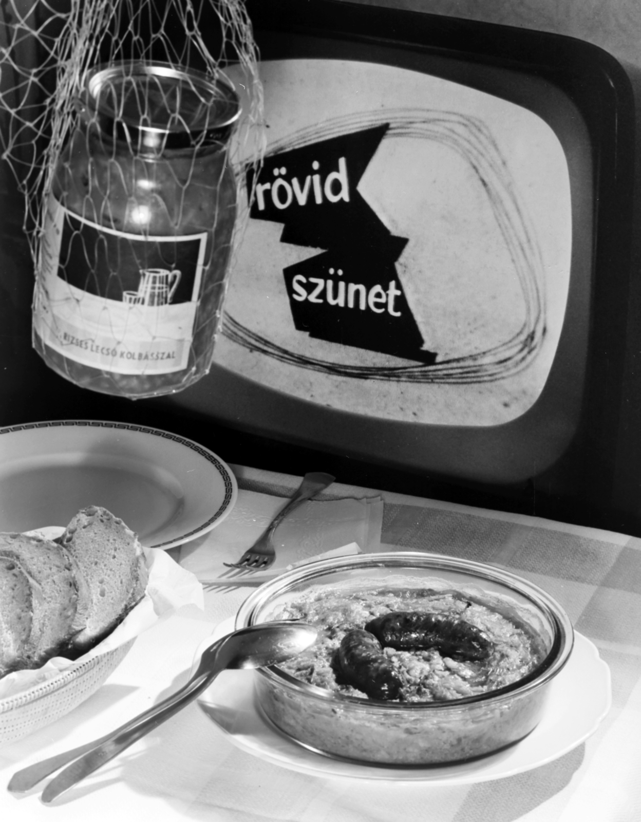 1962, FŐFOTÓ, sausage, food, tin can, string bag, screenshot, Fortepan #209250