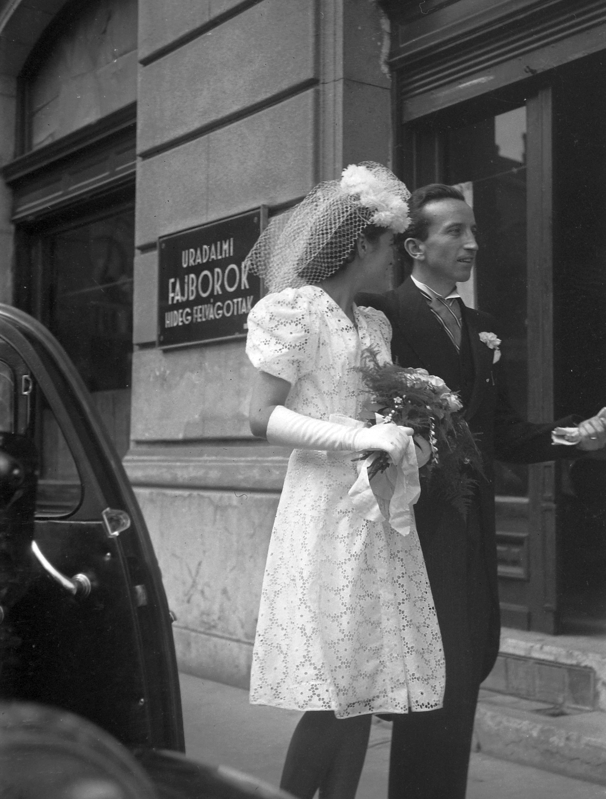 Hungary, Budapest II., Komjádi Béla (Monitor) utca 3., 1942, Hegedűs Judit, ad, wedding ceremony, bride, Budapest, groom, Fortepan #20928