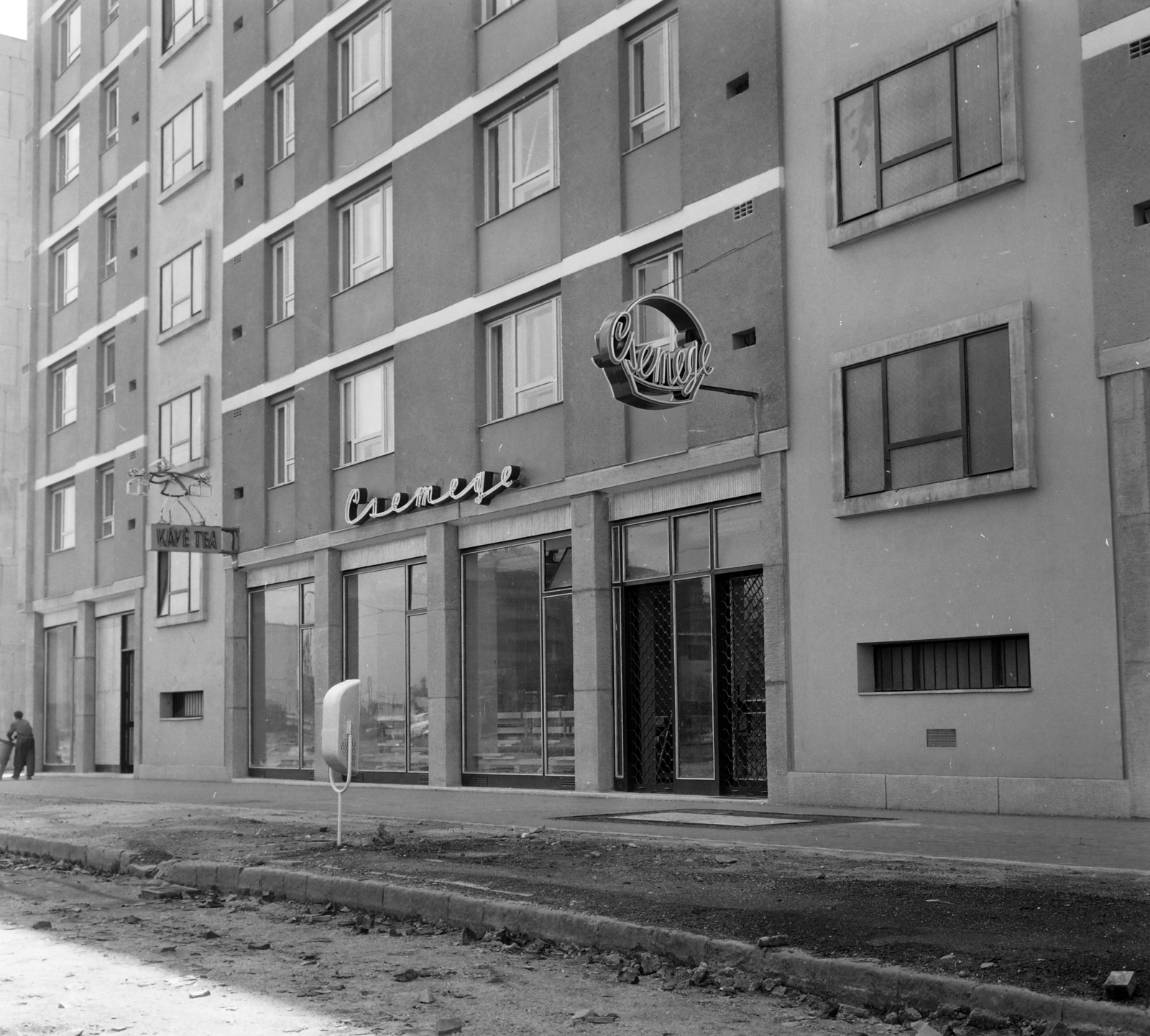 Hungary, Budapest XI., Október huszonharmadika (Schönherz Zoltán) utca 23-21. számú ház., 1962, FŐFOTÓ, grocery store, Csemege enterprise, Budapest, Fortepan #209287