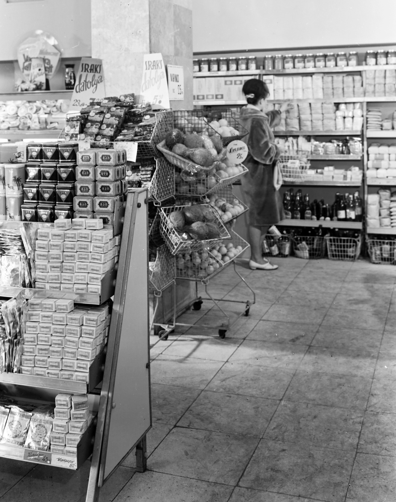 1962, FŐFOTÓ, grocery store, shopping, shop interior, Fortepan #209316