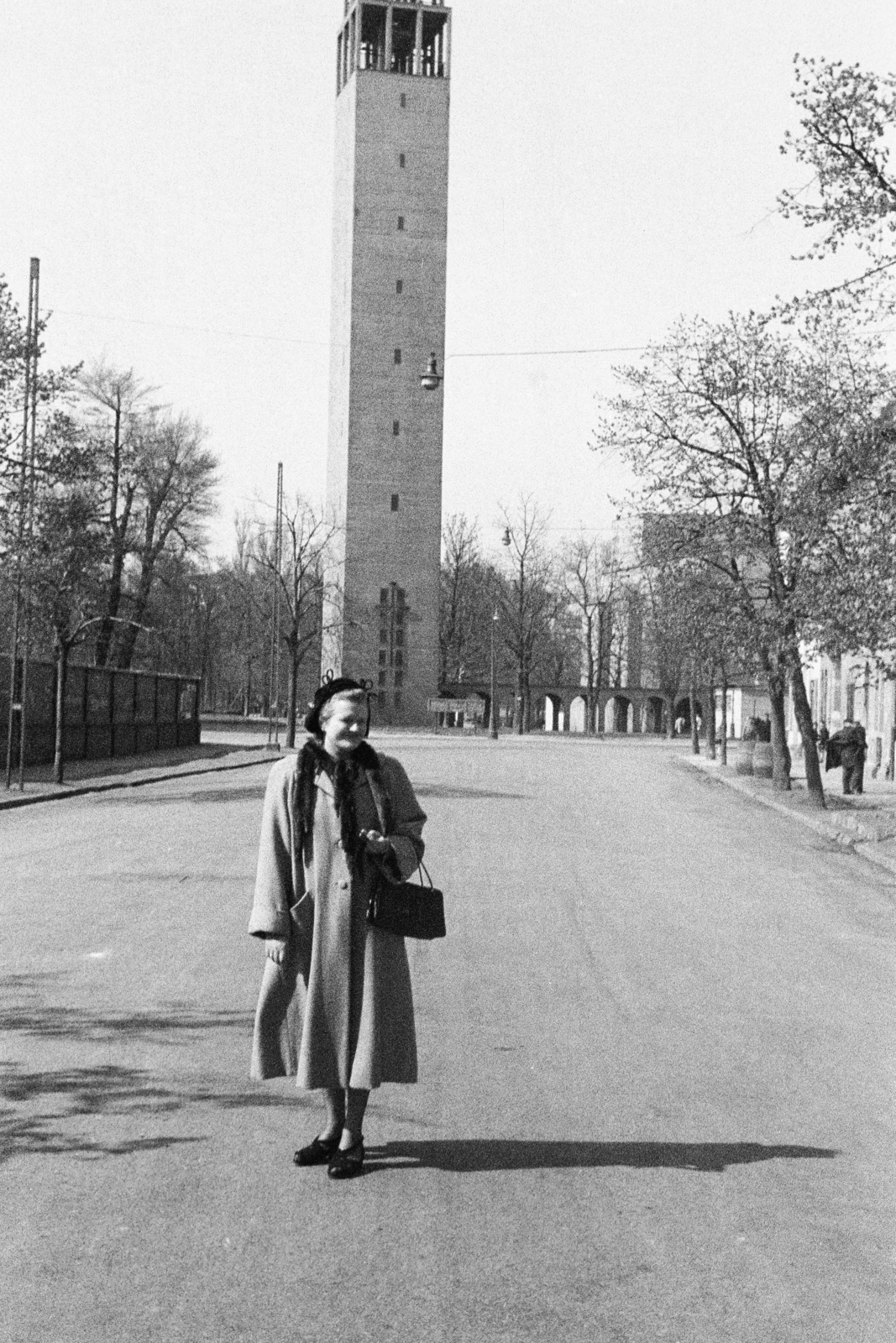 Hungary, Budapest XII., Maros utca, szemben a városmajori Jézus Szíve-templom., 1951, Jezsuita Levéltár, Budapest, Catholic Church, church, Fortepan #209638