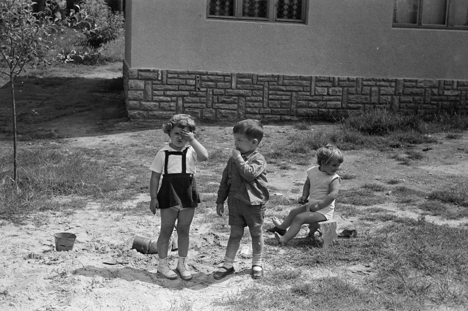 1960, Belházy Miklós, kids, footstool, sandpit, Fortepan #209998