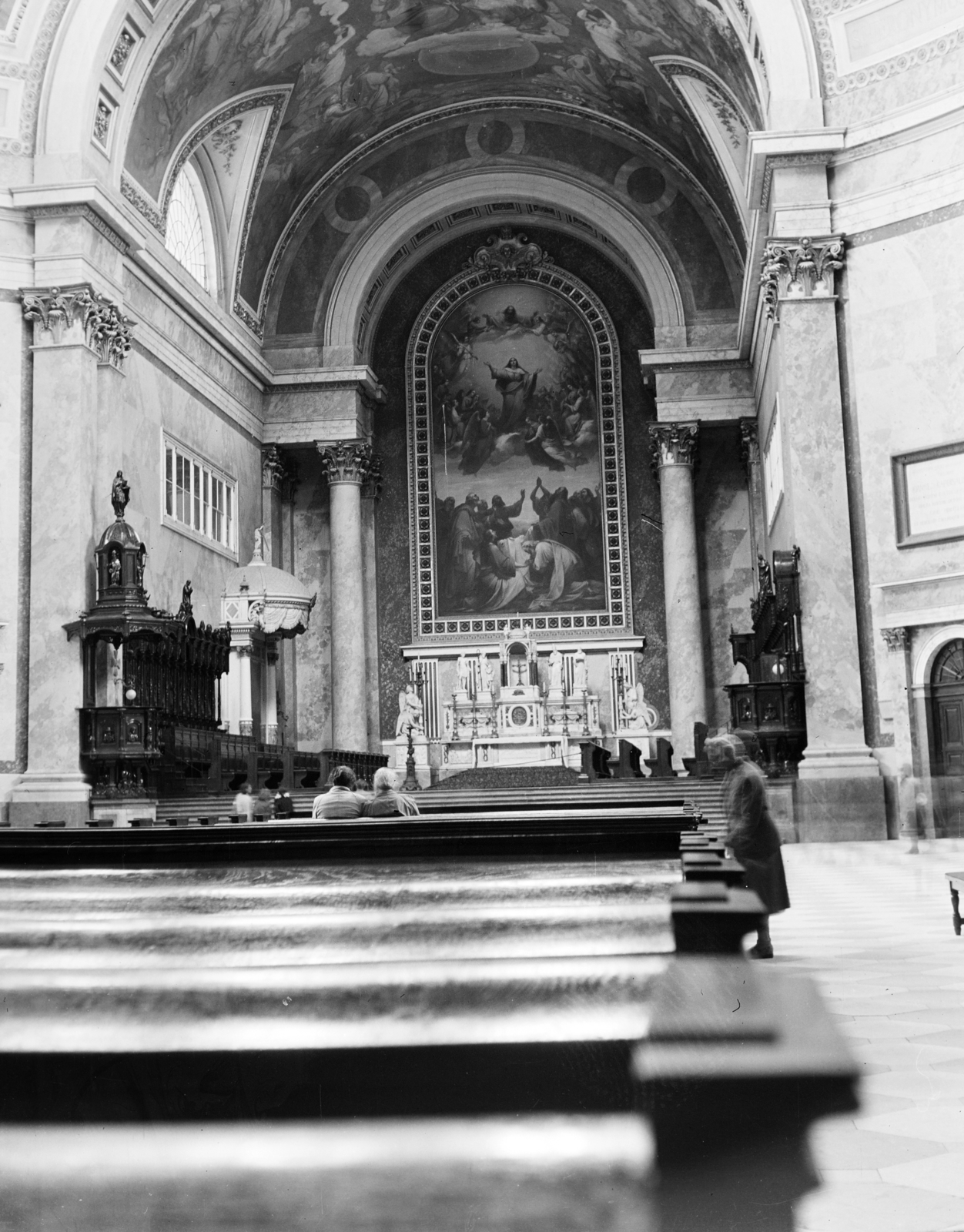 Hungary, Esztergom, Bazilika., 1953, Bernhardt Ágnes, church interior, Catholic Church, Fortepan #210244