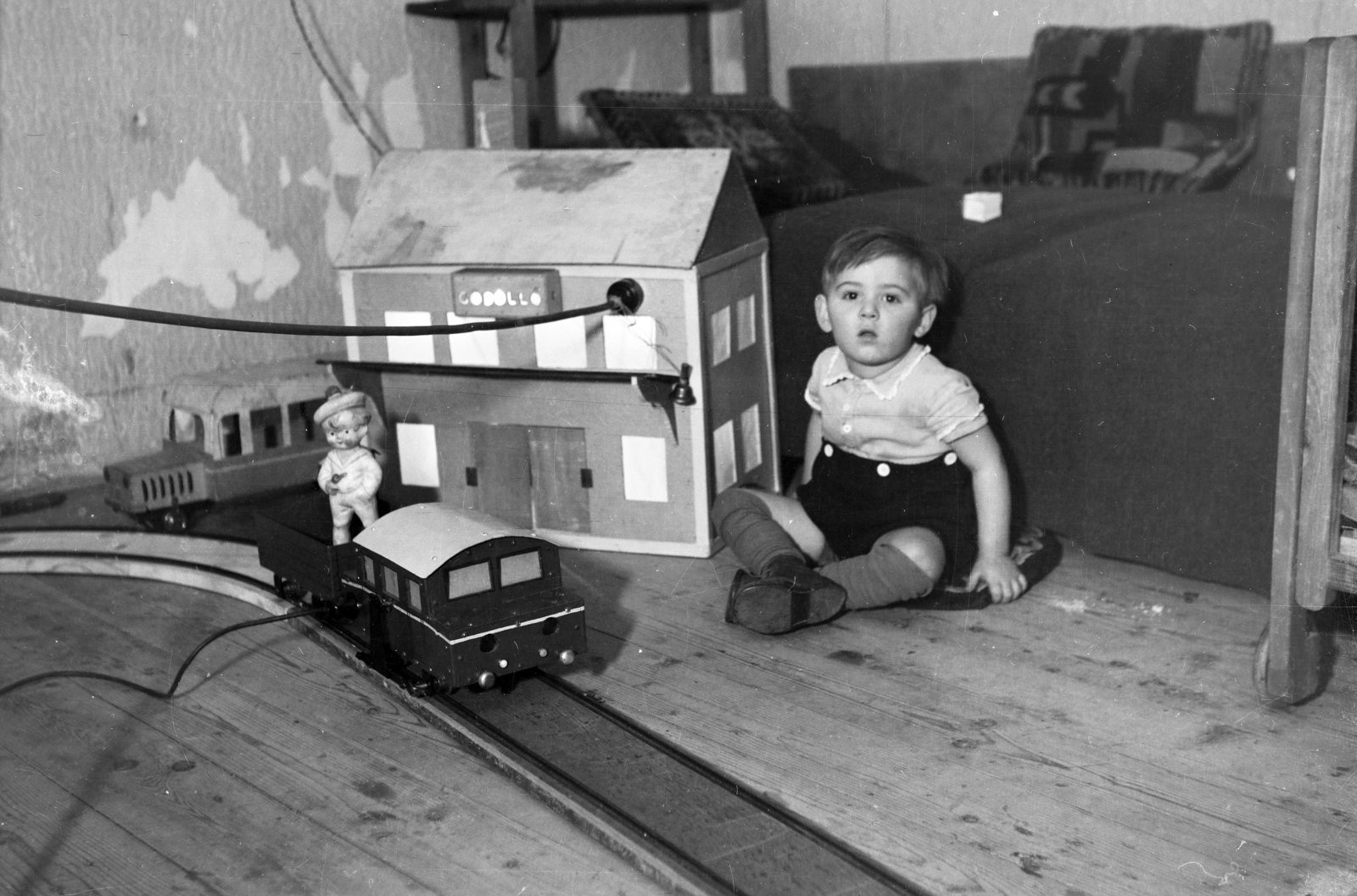 1953, Bernhardt Ágnes, toy doll, toy, boy, model train, kid, toy train, Fortepan #210253