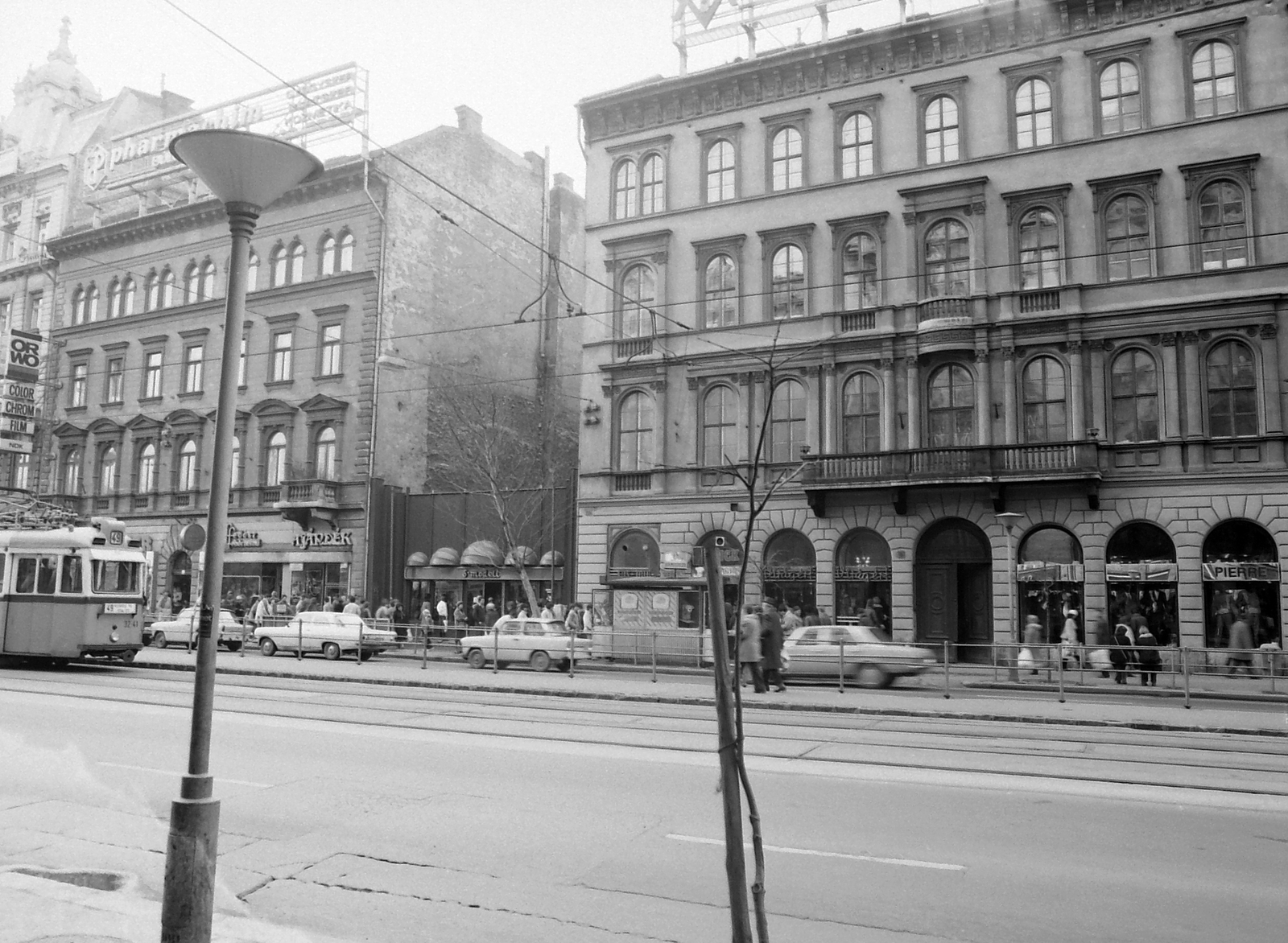 Hungary, Budapest V., Károly (Tanács) körút az Astoriánál., 1982, Fortepan, light, street view, Budapest, Fortepan #21039