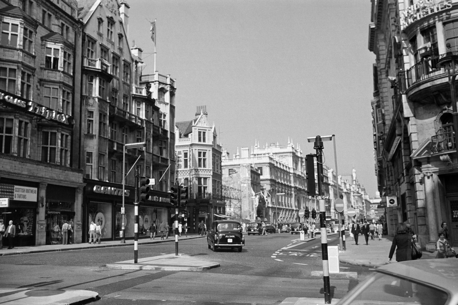 United Kingdom, London, Piccadilly, jobbra a Saint James's Street., 1973, Jakab Antal, Fortepan #210646