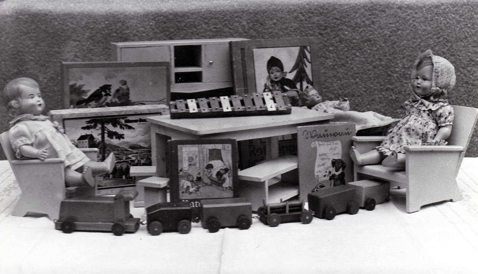 1946, Kieselbach Tamás, toy, baby furniture, xylophone, toy doll, storybook, Fortepan #210823