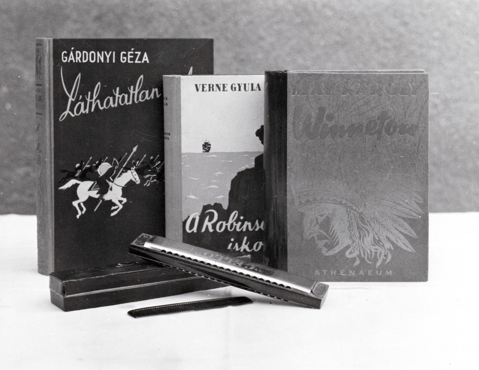 1944, Kieselbach Tamás, book, kazoo, Fortepan #210834