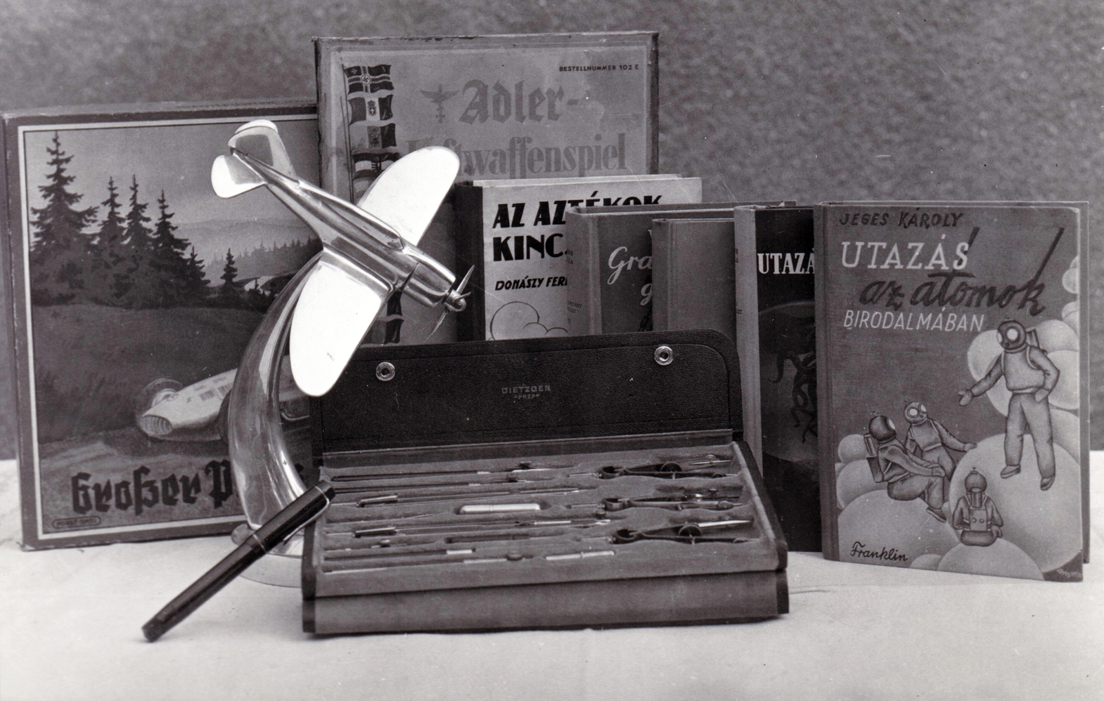1946, Kieselbach Tamás, model plane, fountain pen, calipers, book, Fortepan #210842
