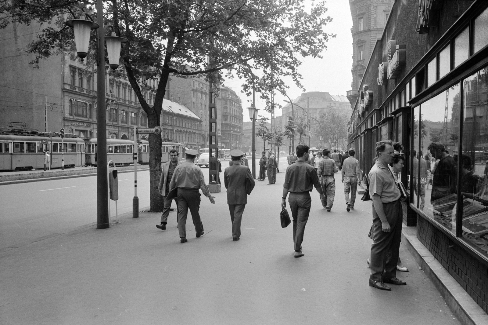 Hungary, Budapest V.,Budapest VII., Károly (Tanács) körút a Dohány utca felé nézve., 1966, ETH Zürich, Budapest, Fortepan #211234