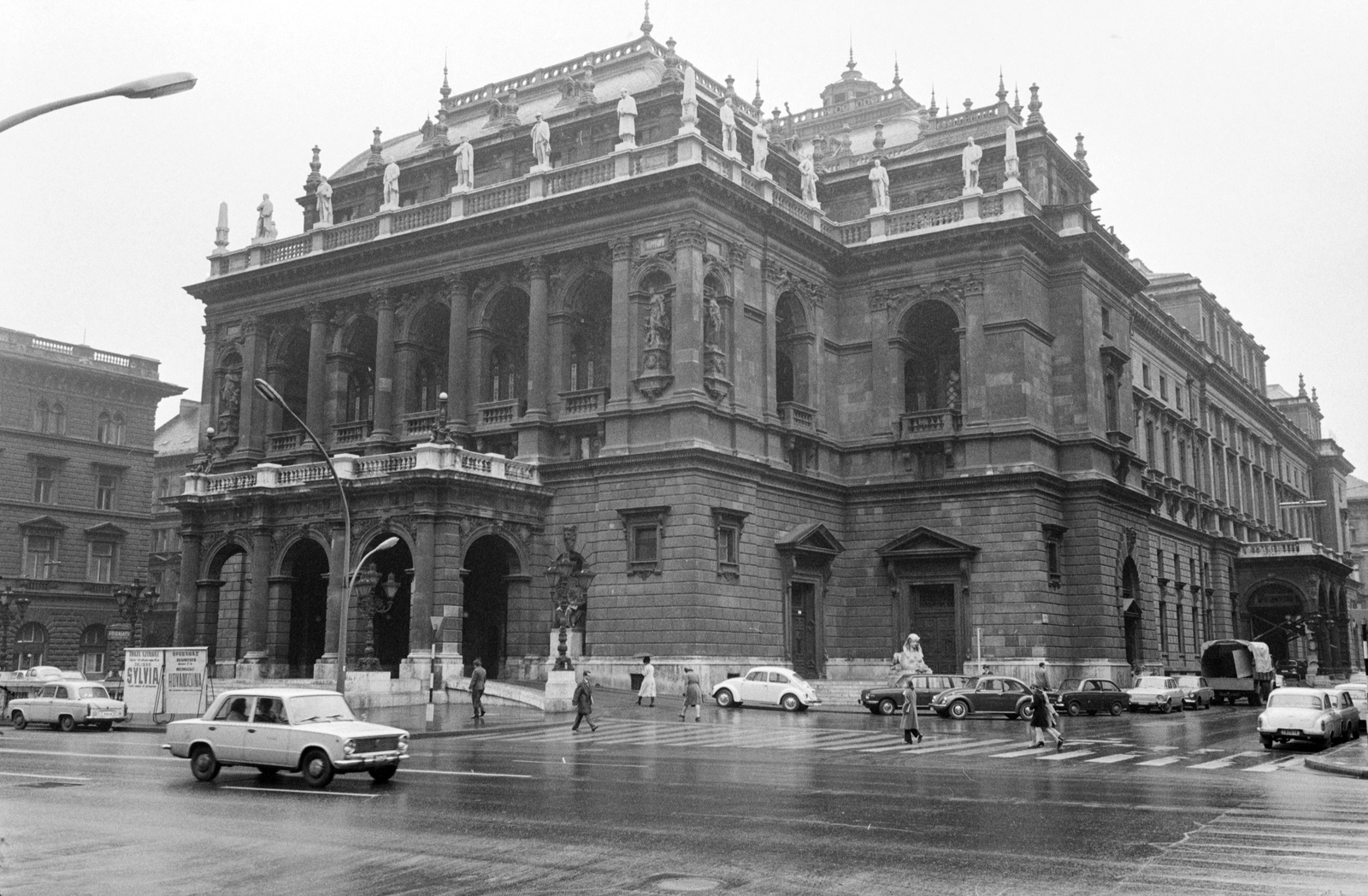 Hungary, Budapest VI., Andrássy út (Népköztársaság útja), Magyar Állami Operaház., 1972, ETH Zürich, Budapest, opera house, Fortepan #211291