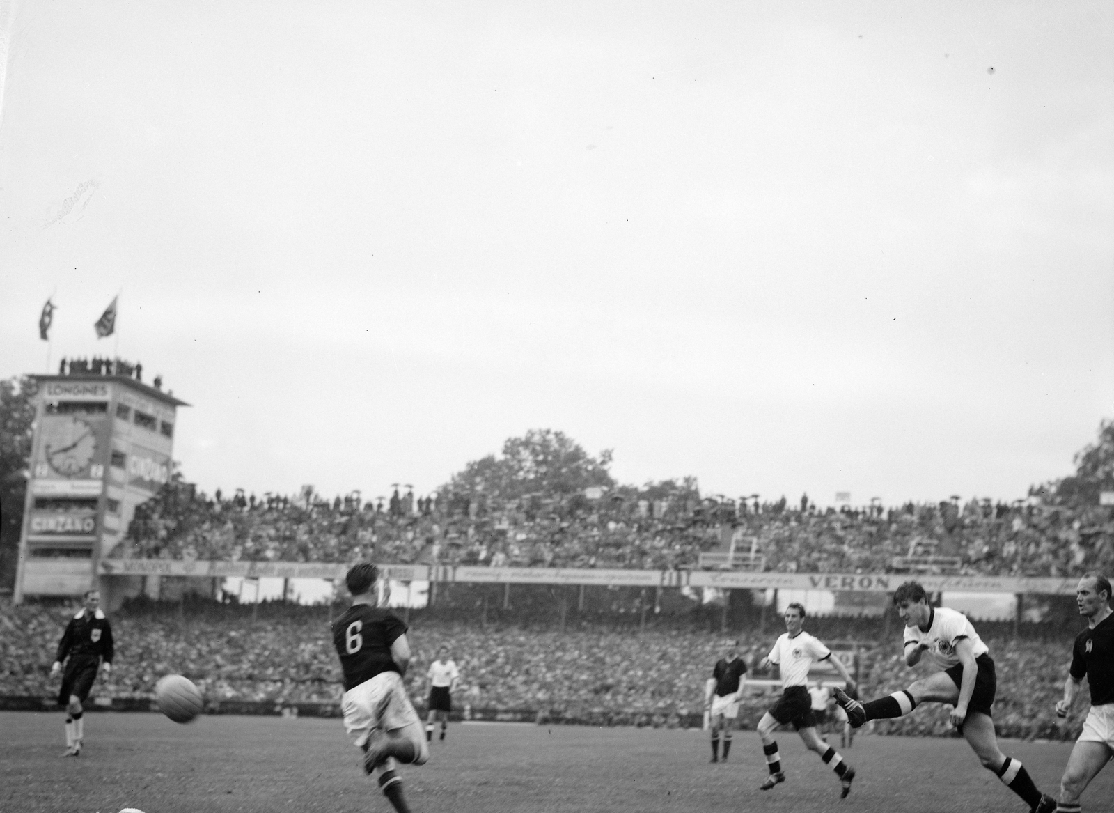 Svájc, Bern, Wankdorfstadion, NSZK - Magyarország (3:2) VB döntő mérkőzés 1954. július 4., 1954, ETH Zürich, labdarúgás, Fortepan #211335