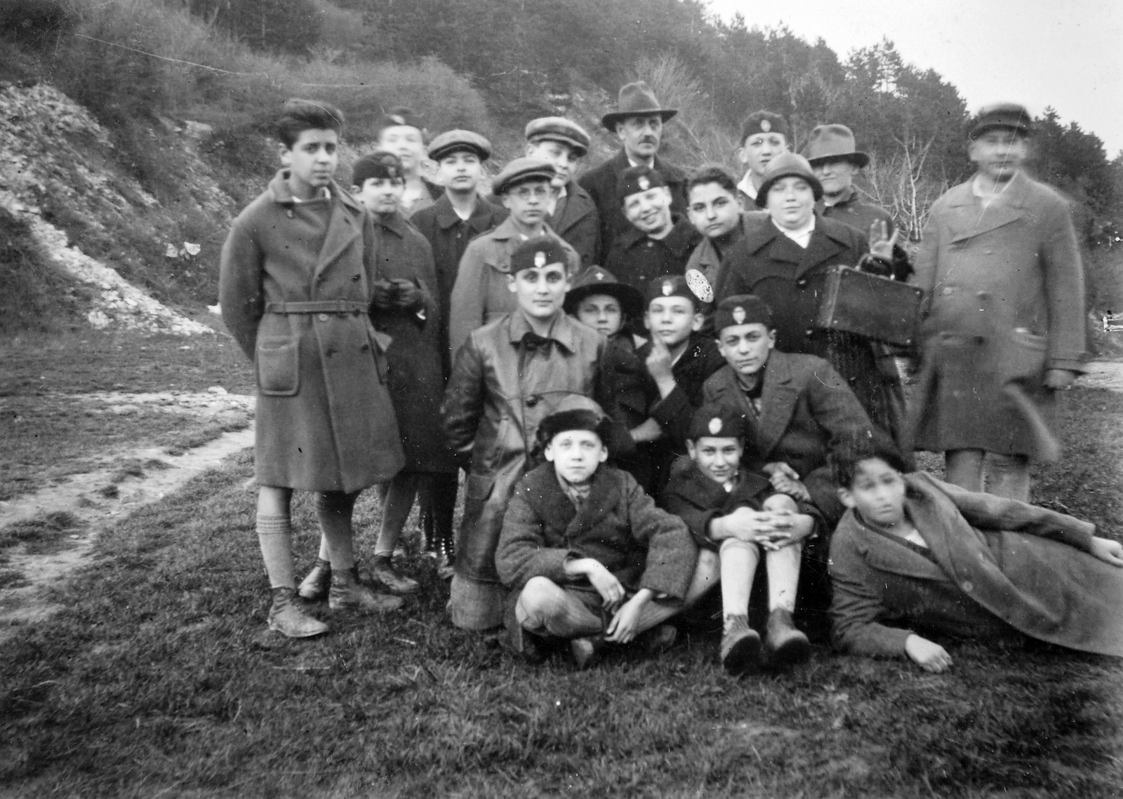 1930, Del Medico Imre, men, woman, boys, Fortepan #21143