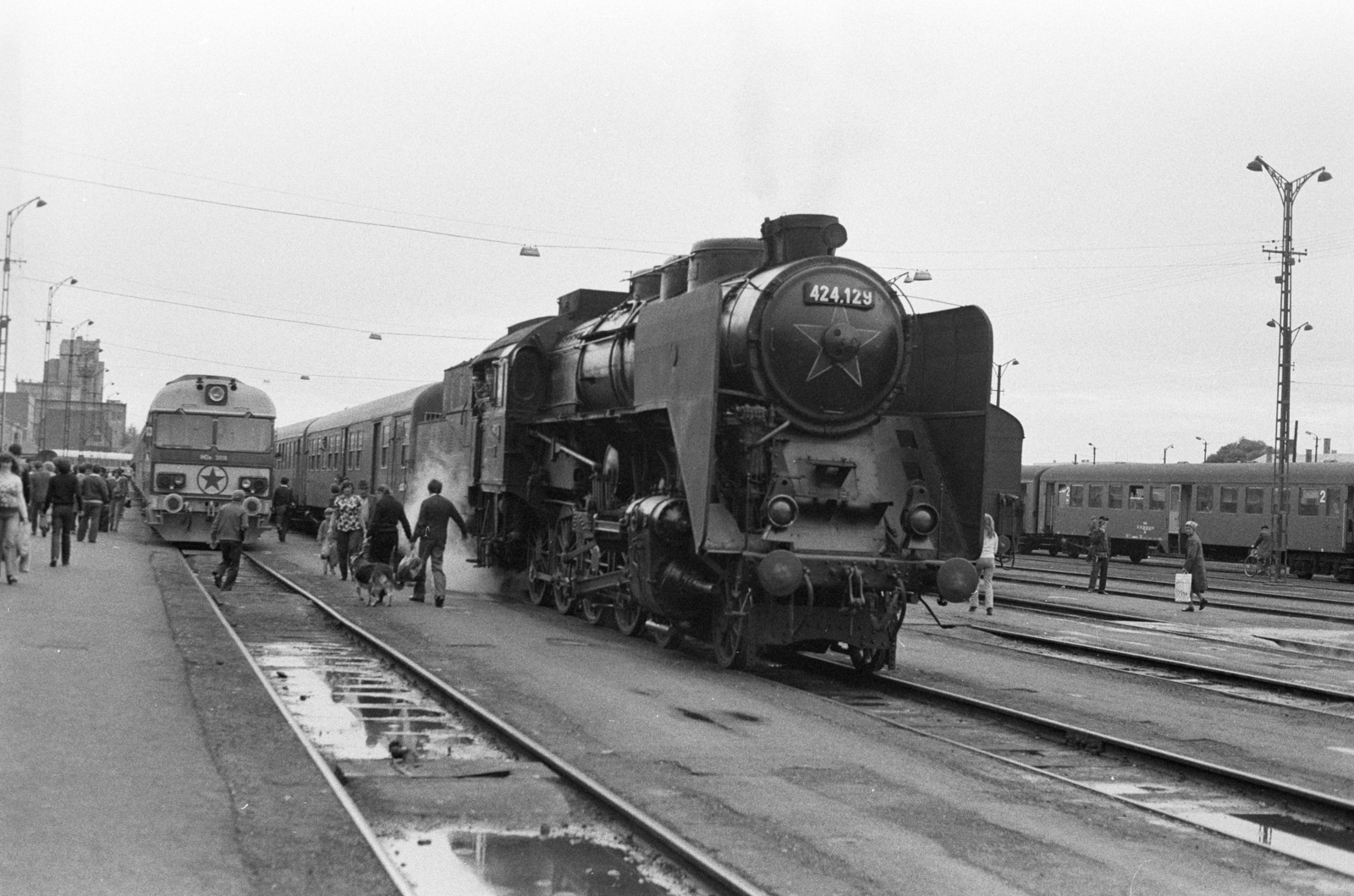 Magyarország, Szombathely, vasútállomás., 1979, ETH Zürich, gőzmozdony, MÁV, MÁV 424 sorozat, Fortepan #211475
