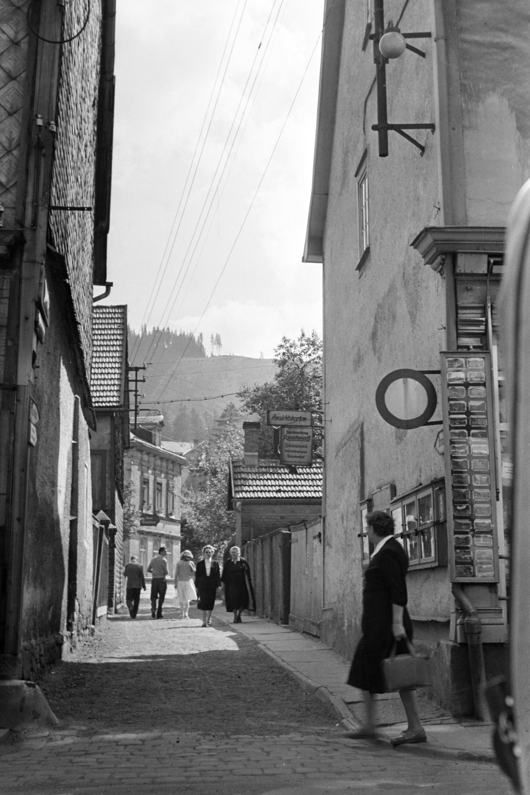 Németország, Friedrichroda, a Mühlgasse a Hauptstraße felől nézve., 1962, Szathmáry Géza dr., NDK, Fortepan #211673