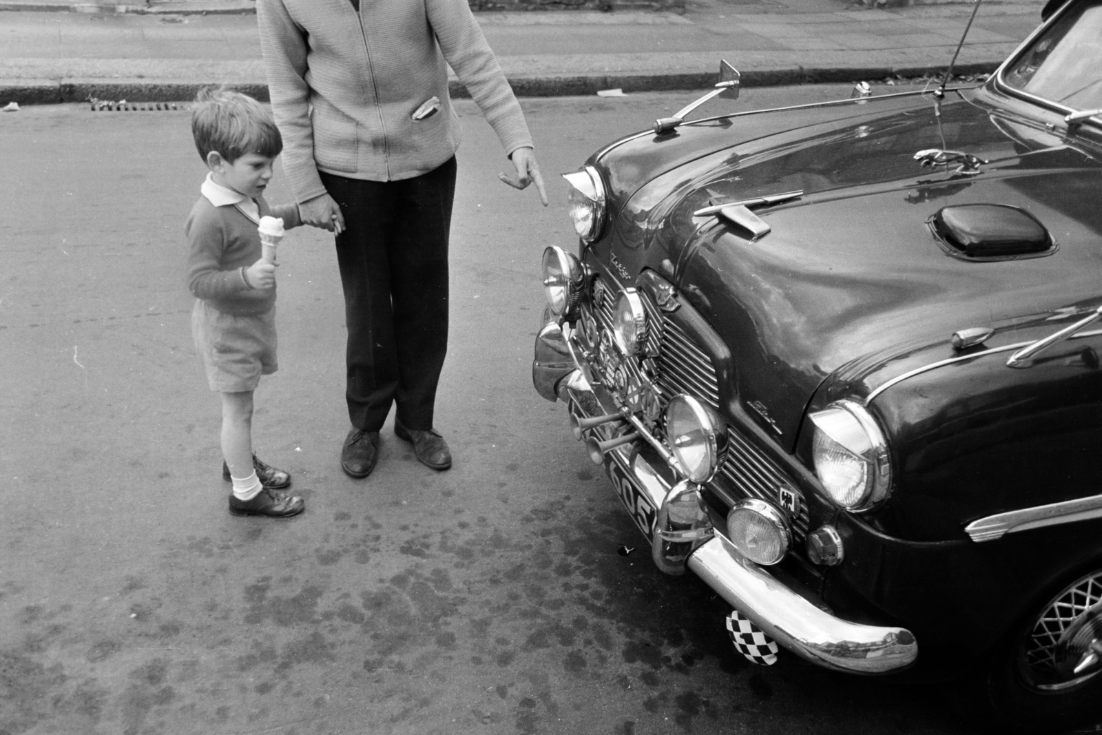 1965, Szathmáry Géza dr., automobile, Jaguar-brand, ice cream, Fortepan #211685