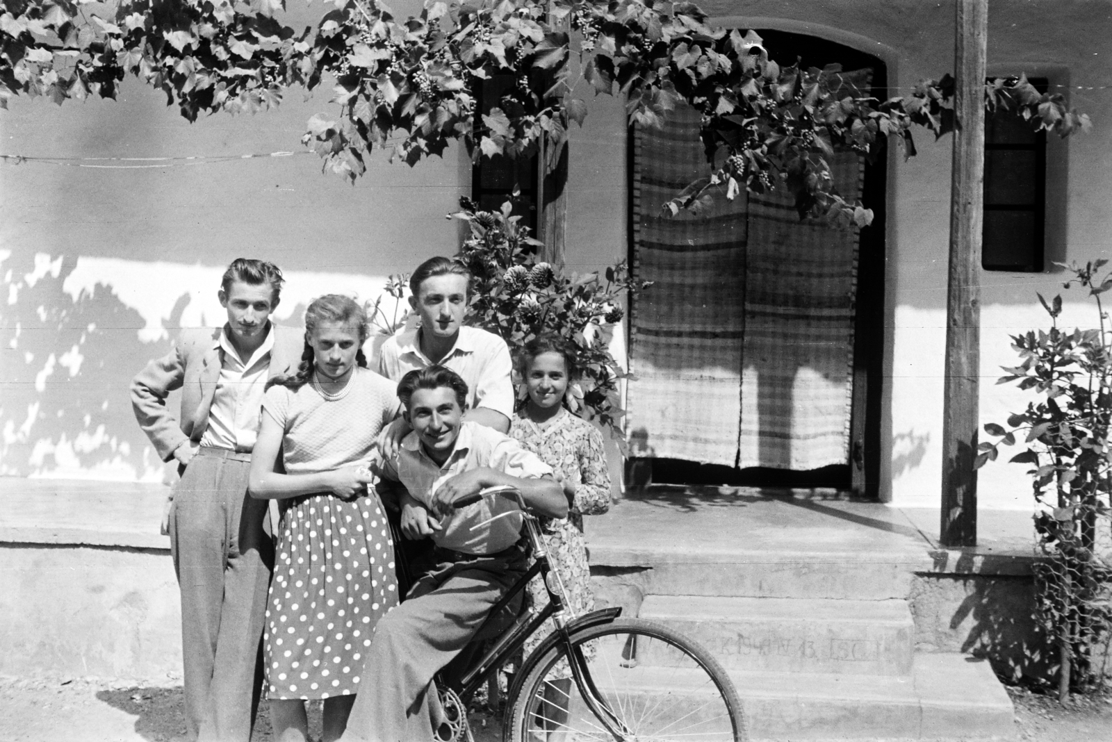 1958, Szolnoki Béla, youth, family, bicycle, Fortepan #211824