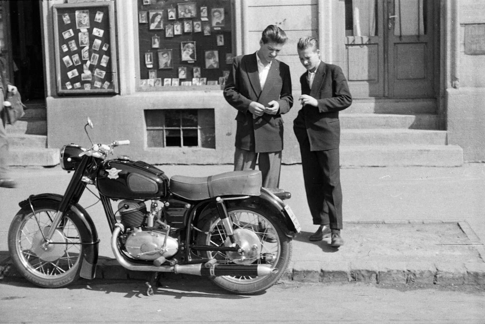 1959, Szolnoki Béla, motorcycle, photographer, Fortepan #211854