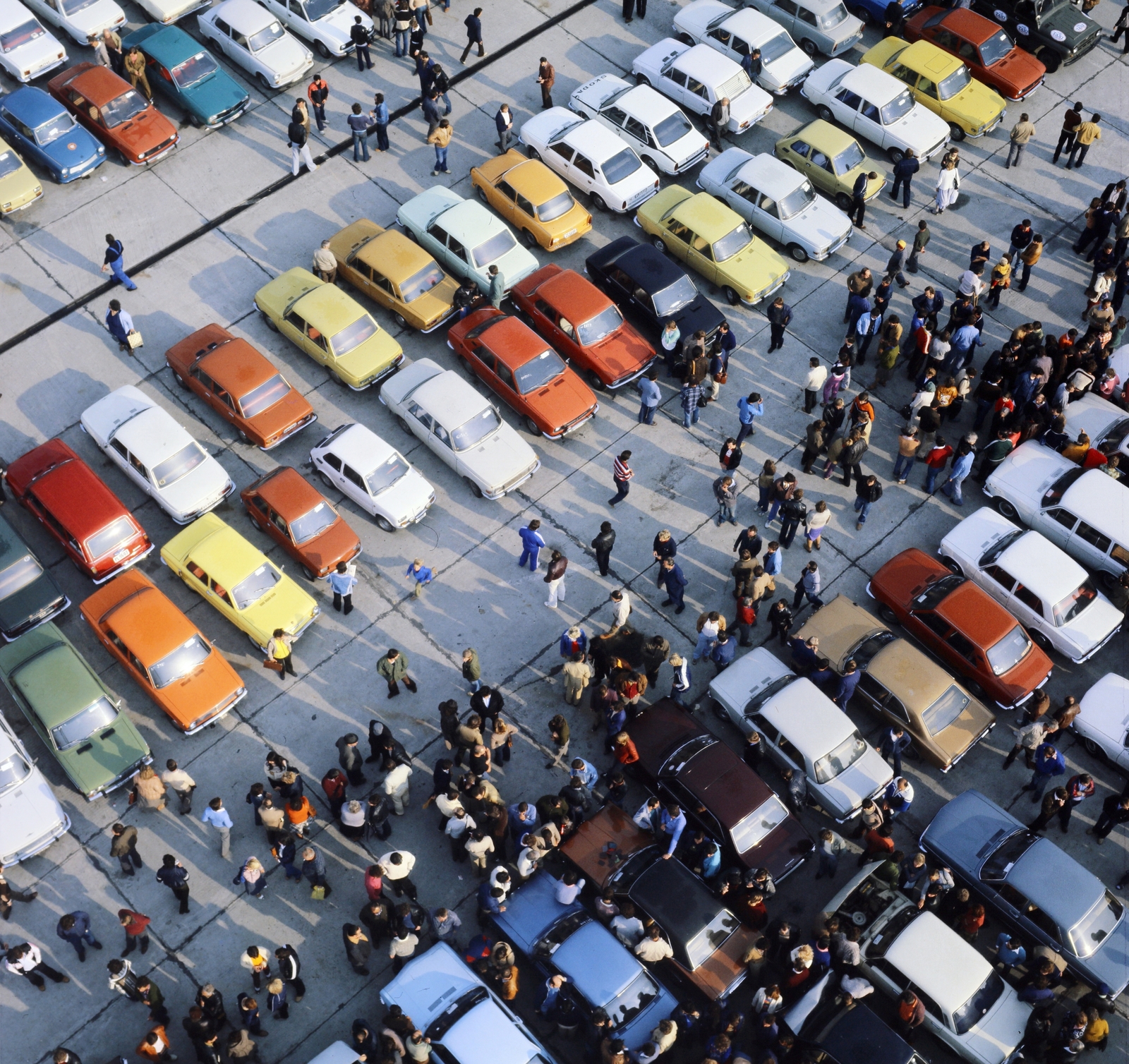 Hungary, 1987, Záray Péter, reflection, colorful, plan view, car park, Fortepan #212001