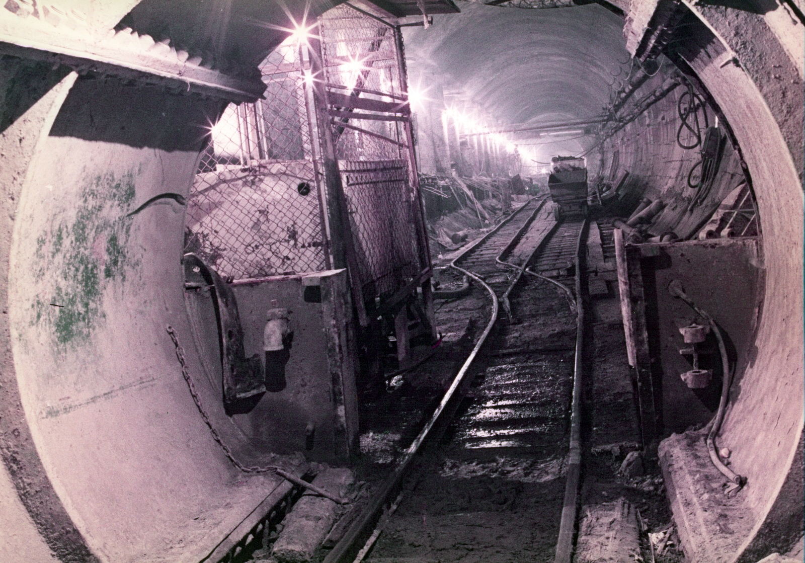 Hungary, Budapest, 1970, Fortepan/Album057, subway construction, colorful, tunnel, subway, Fortepan #212517