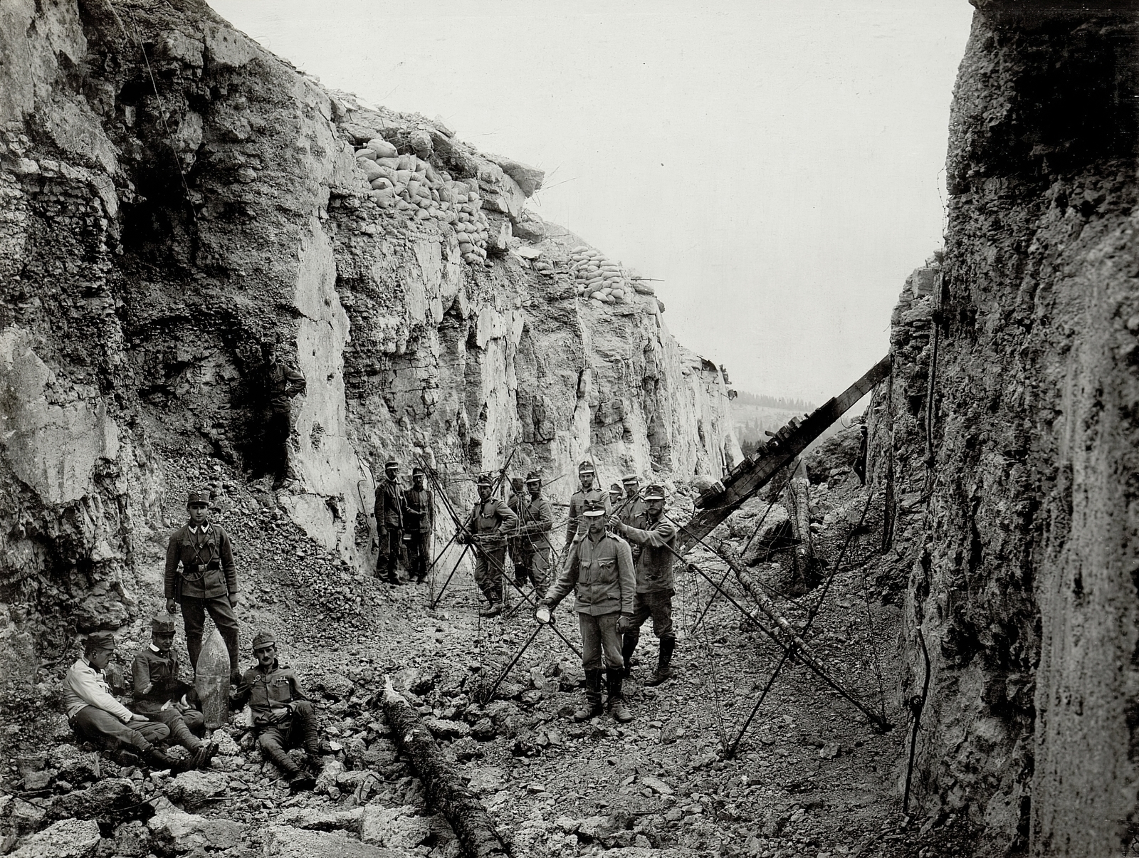 Italy, a Császári és Királyi Hadsereg lerombolt erődje. A felvétel 1916 július 4-én készült., 1916, Österreichische Nationalbibliothek, Fortepan #212522