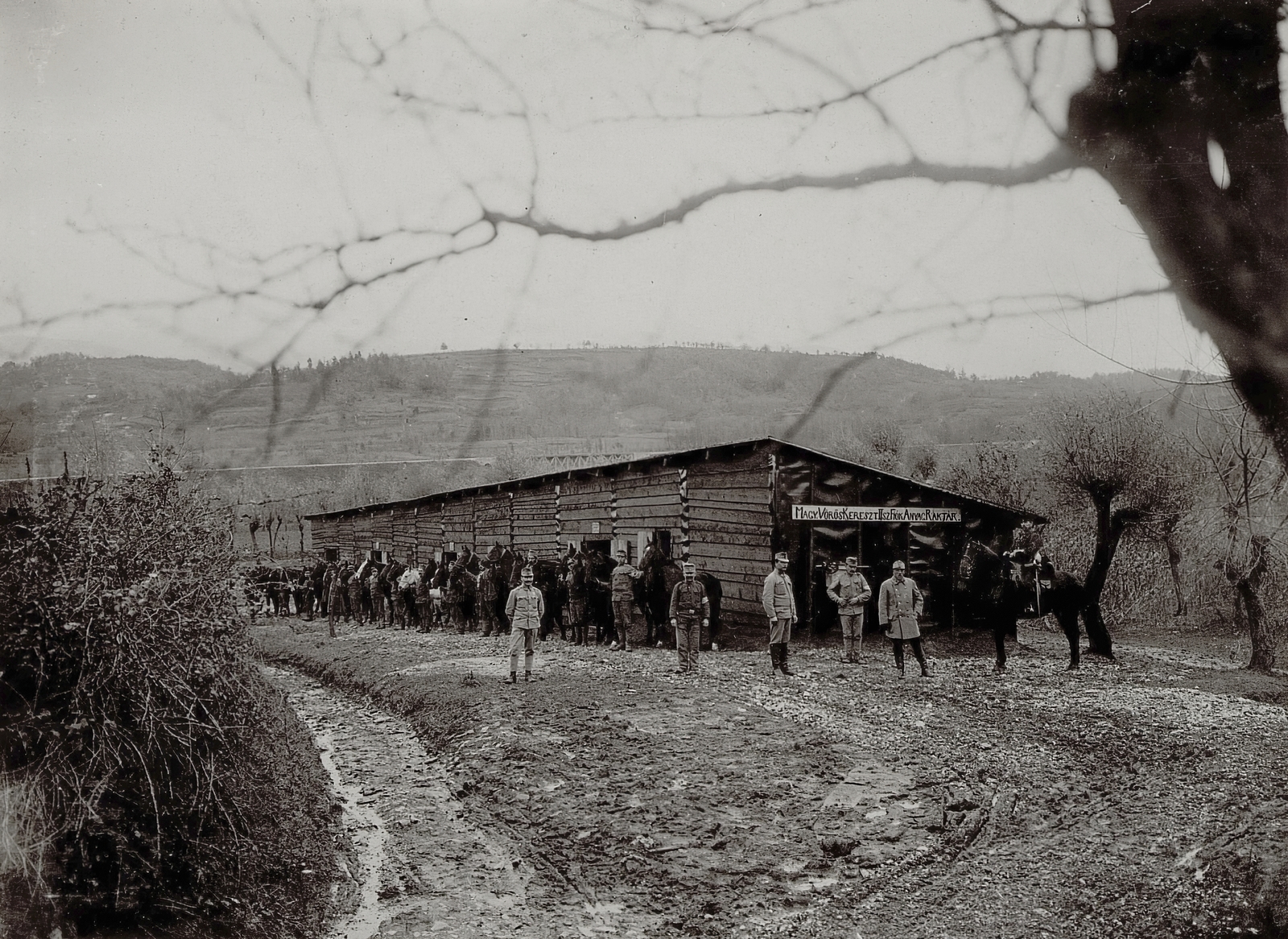 Szlovénia, Dornberk, a Magyar Vöröskereszt anyagraktára., 1915, Österreichische Nationalbibliothek, Fortepan #212604