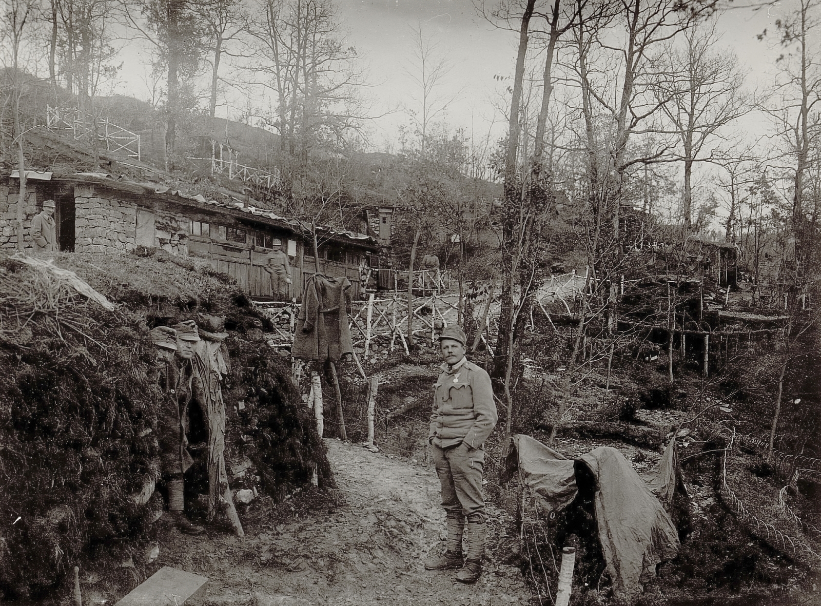 Szlovénia, Grgar, Britof városrész, tiszti és legénységi szállások., 1915, Österreichische Nationalbibliothek, Fortepan #212605