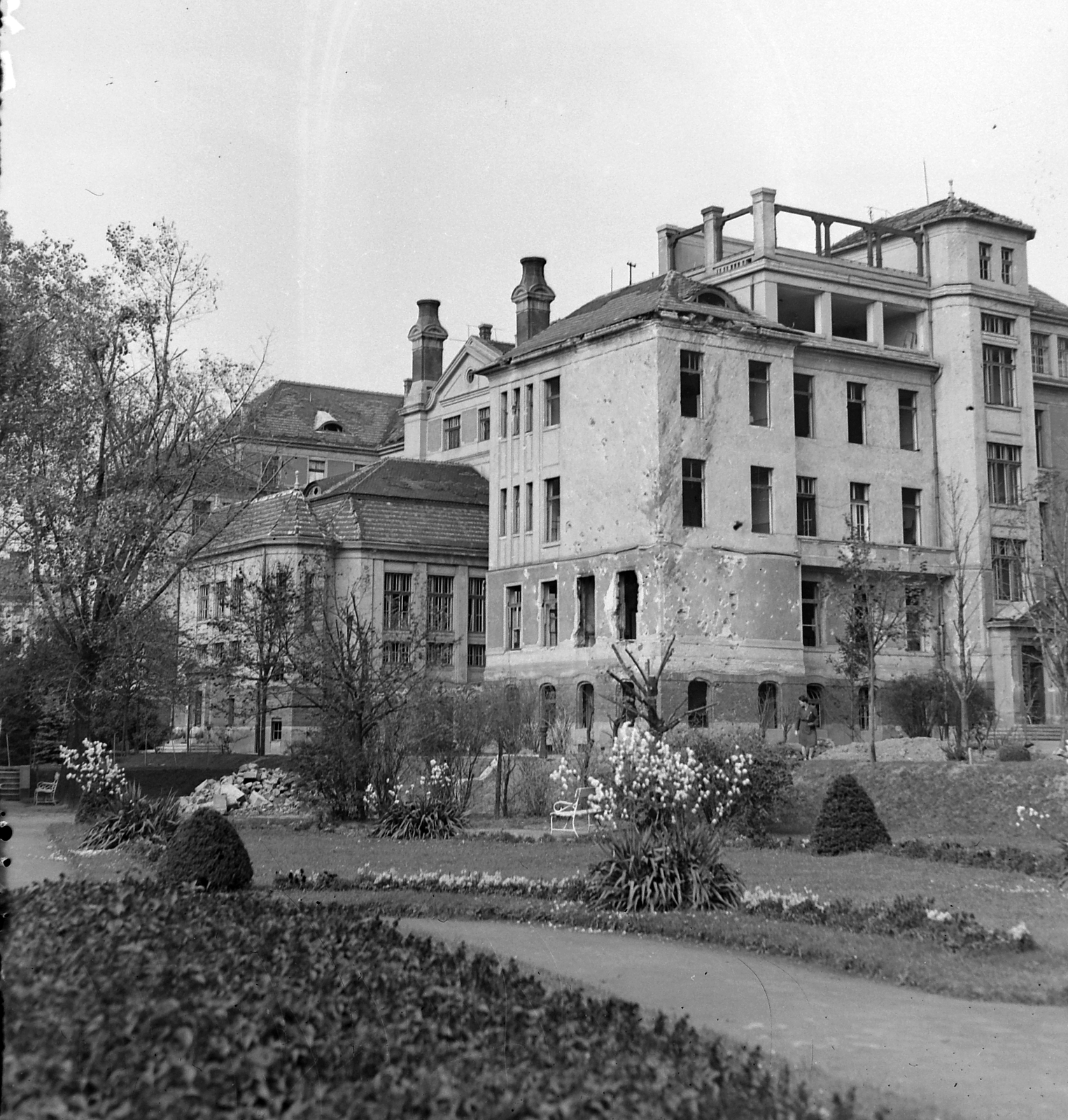 Magyarország, Szeged, Klinikák, a II. sz. belklinika., 1944, Fortepan, háborús kár, bombázás, épületkár, Fortepan #21268