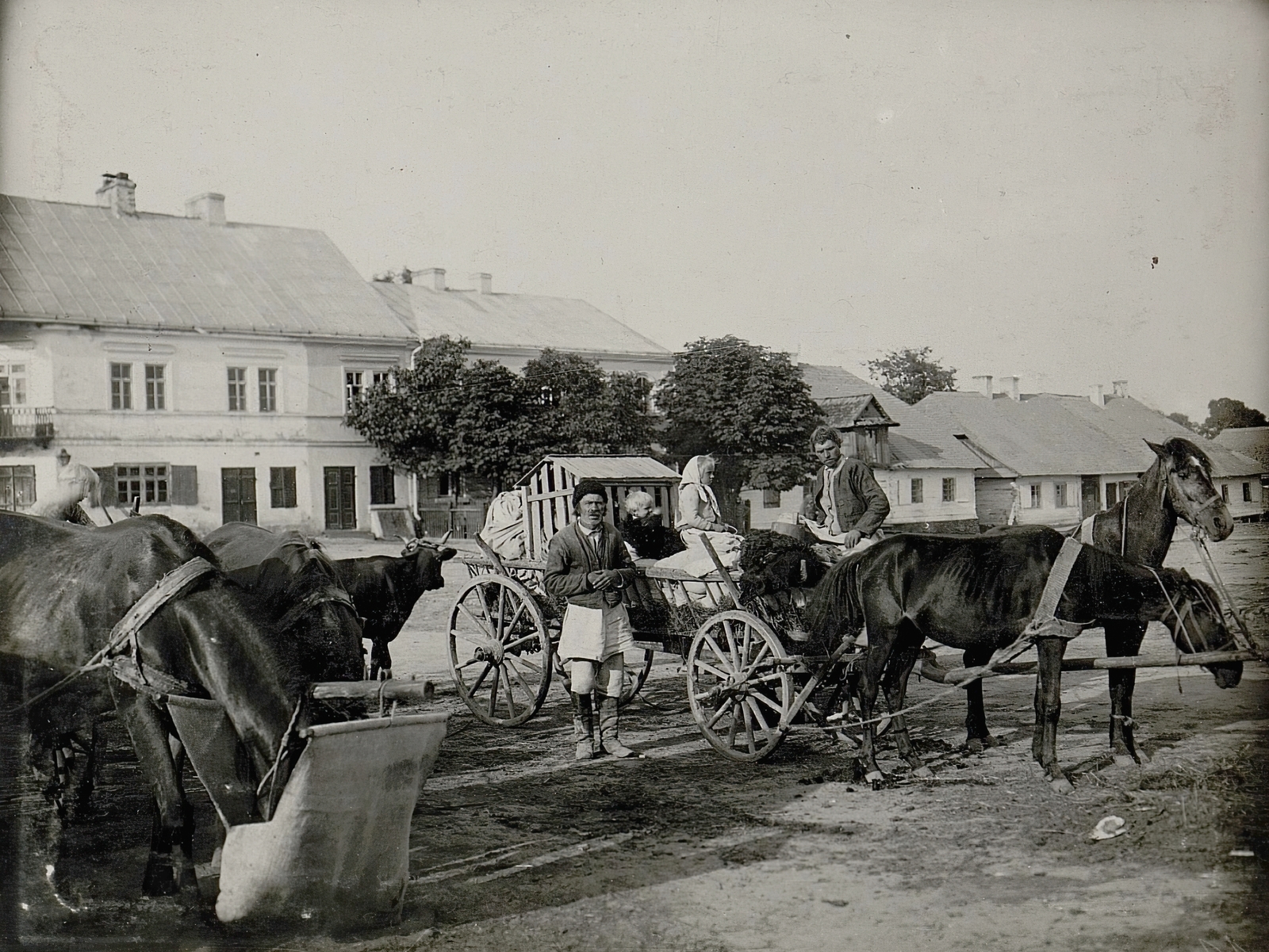 Poland, piactér., 1915, Österreichische Nationalbibliothek, Horse-drawn carriage, folk costume, Fortepan #212750