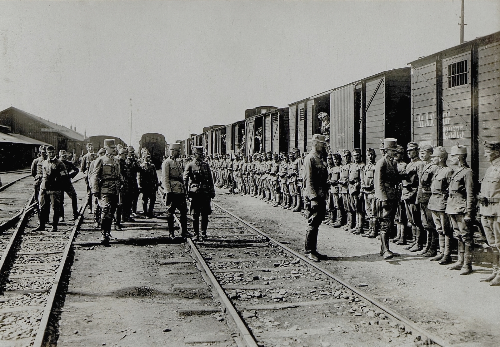 Ukraine, Stryi, vasútállomás, IV. Károly még mint trónörökös a fronton 1916. augusztus 30-án., 1916, Österreichische Nationalbibliothek, rail, train station, inspection, Fortepan #212785