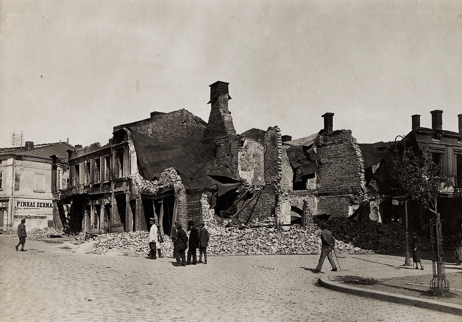 Ukraine, Ivano-Frankivsk, (ekkor Stanislau), Halicka (Karpinska) utca., 1917, Österreichische Nationalbibliothek, ruins, Fortepan #212810