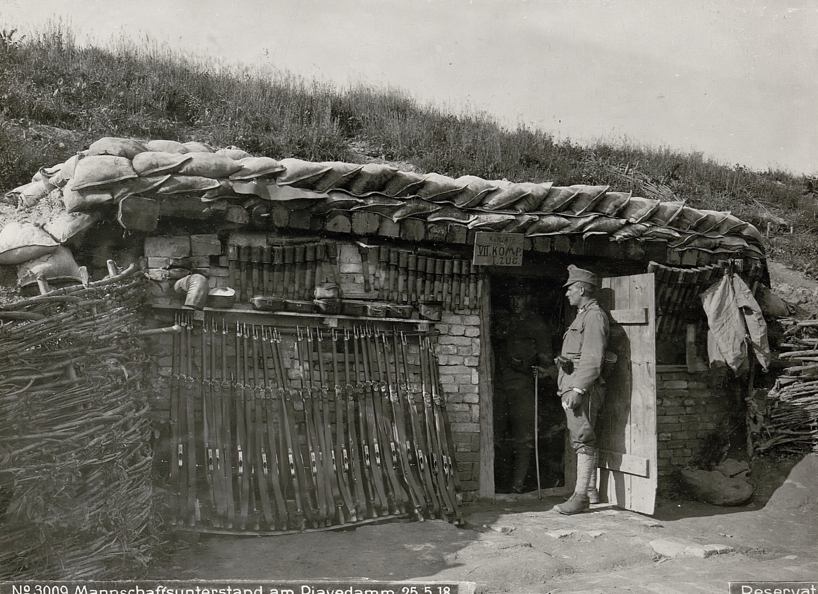 Italy, a Császári és Királyi Hadsereg egyik fedezéke a Piave folyó közelében., 1918, Österreichische Nationalbibliothek, Fortepan #212853